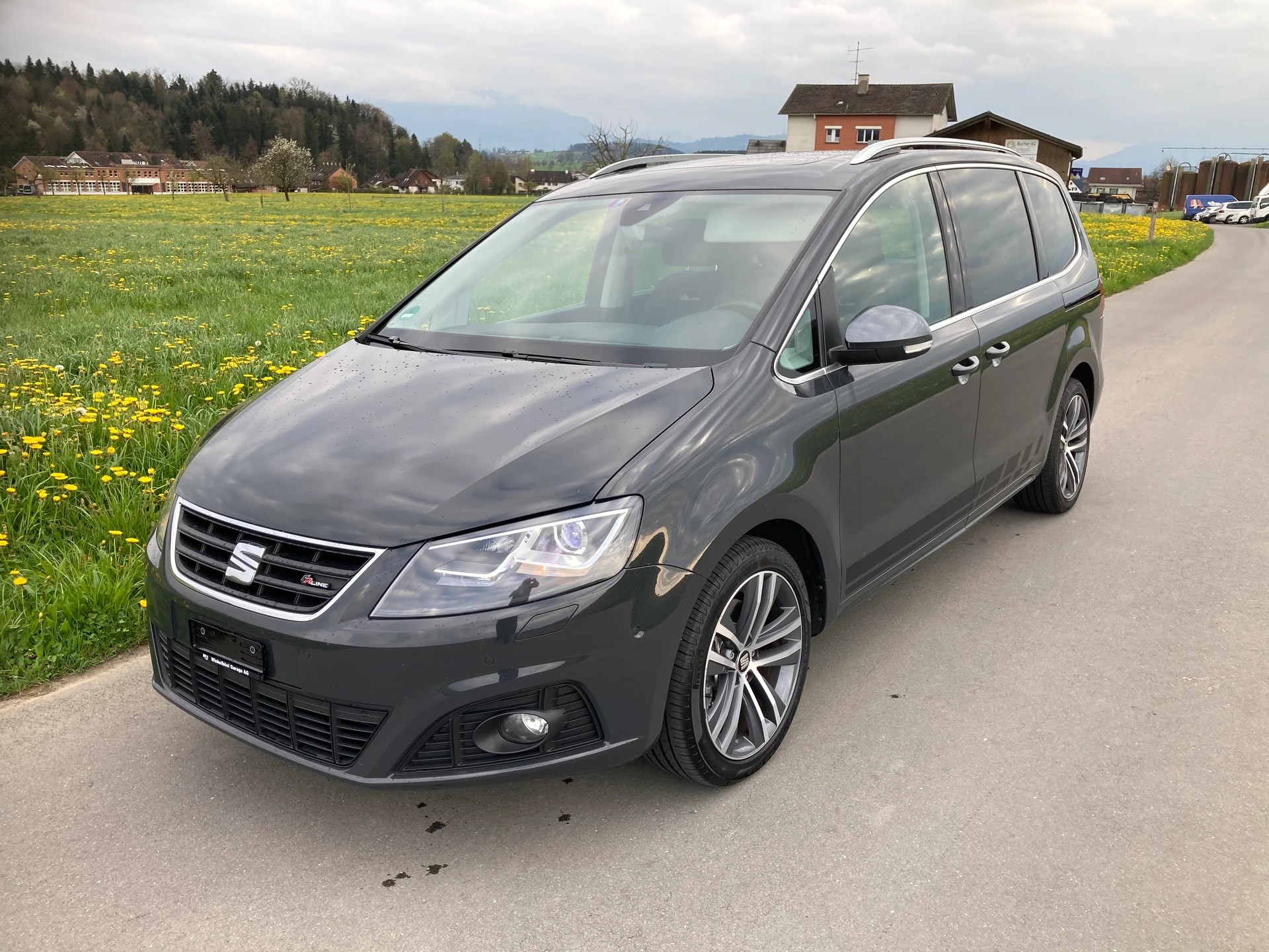 SEAT Alhambra 2.0 TDI FR Line DSG mit Anhängerkupplung