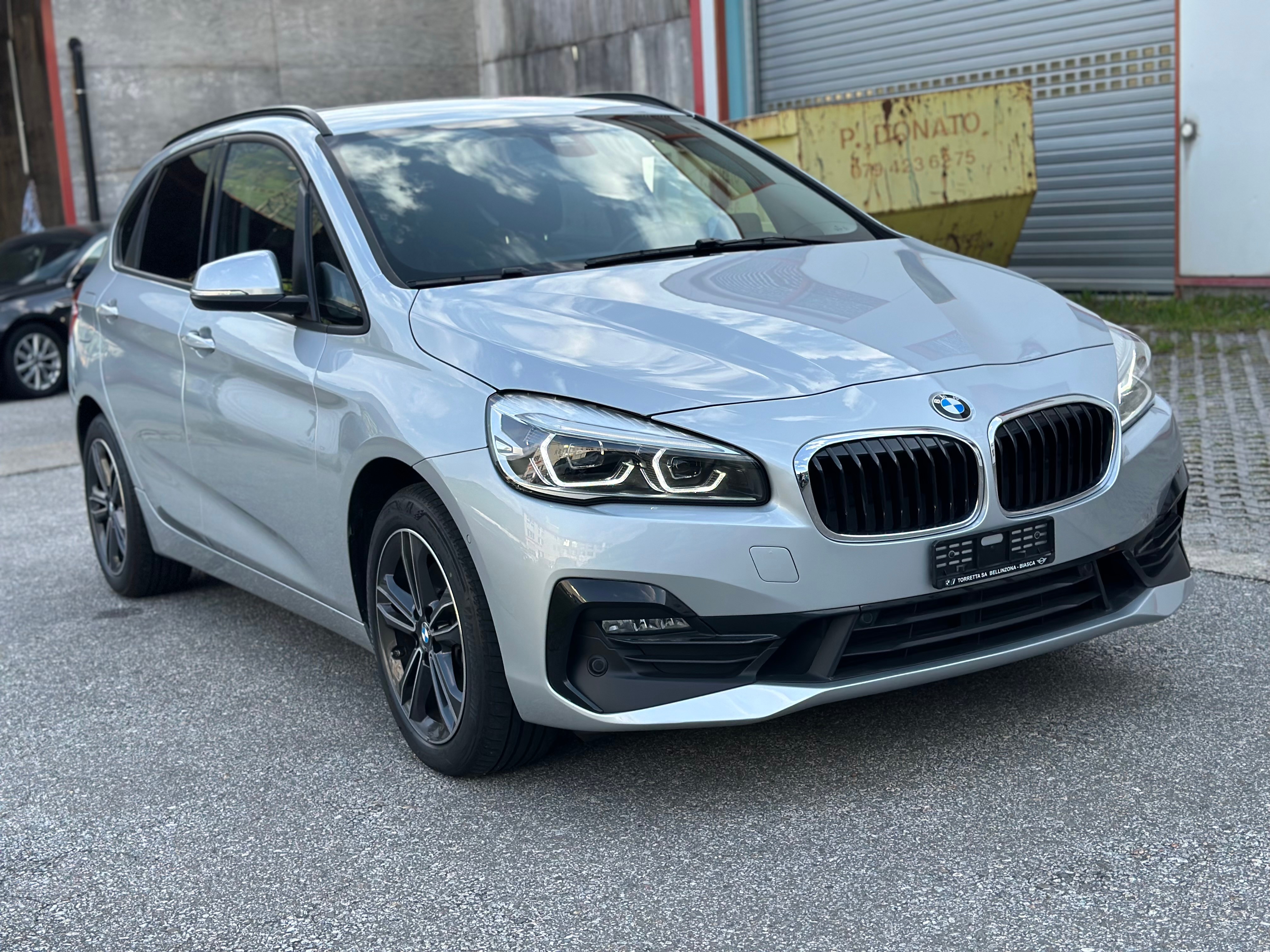 BMW 218d xDrive Active Tourer Steptronic Sport Line