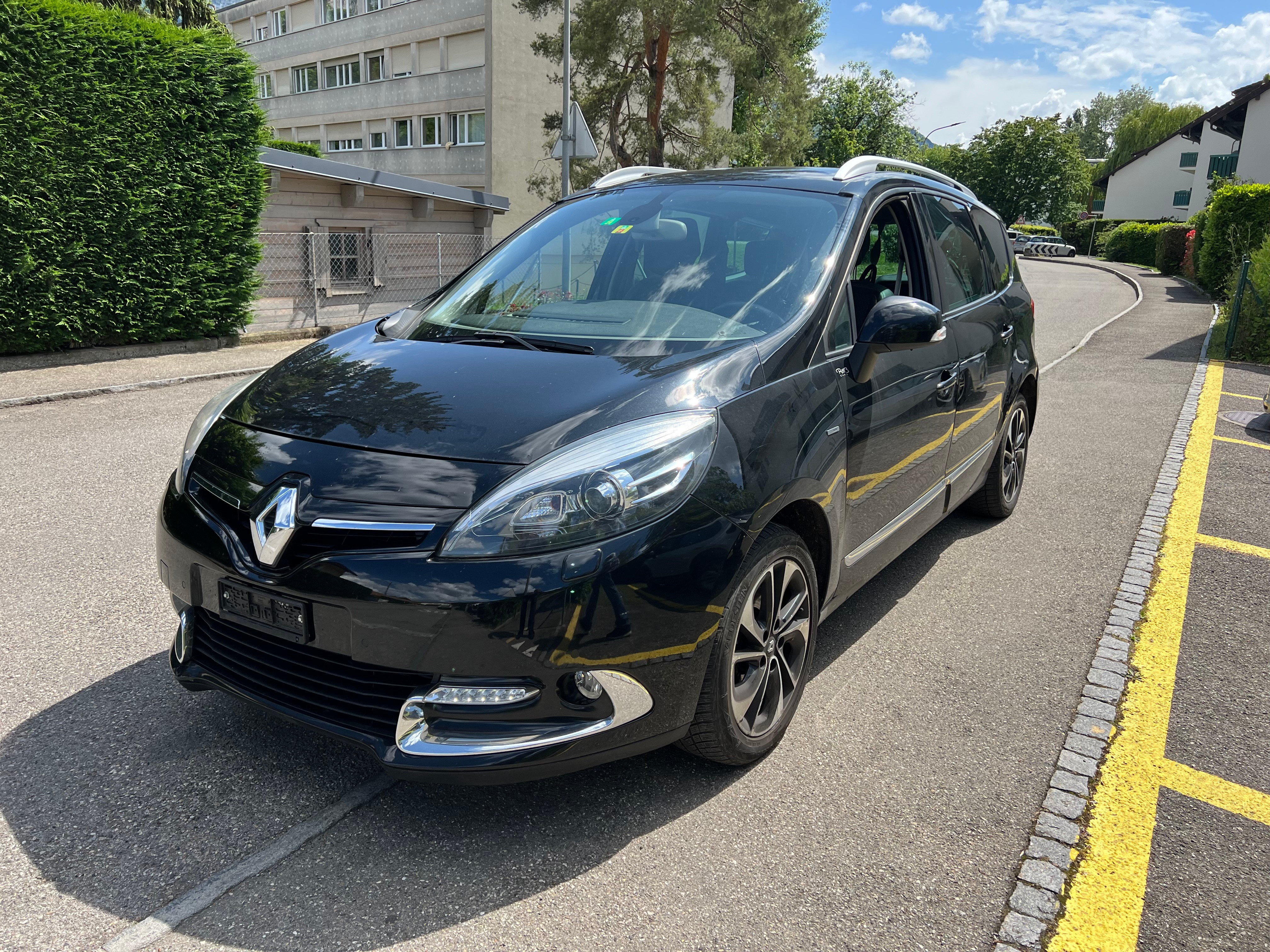 RENAULT Grand Scénic 1.2 16V Turbo Bose