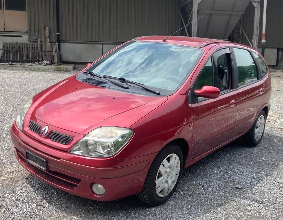 RENAULT Scénic 1.6 16V Authentique