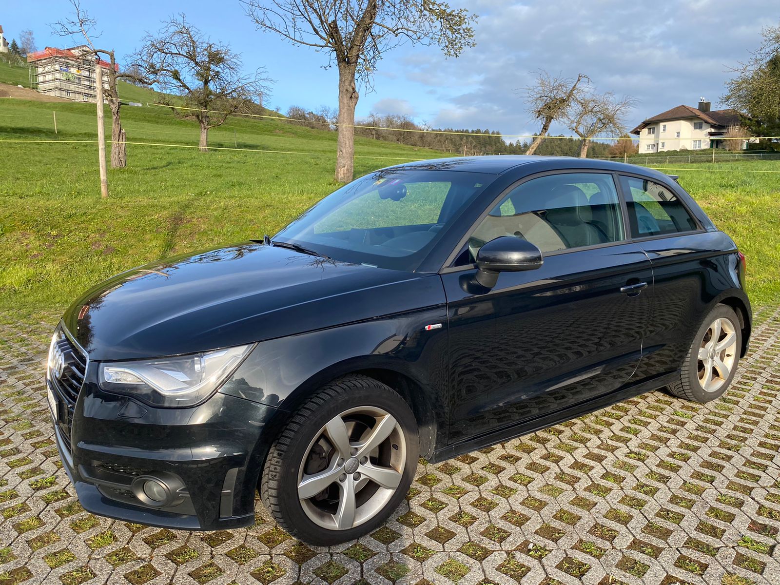 AUDI A1 Sport 1.4 TFSI Ambition S-tronic