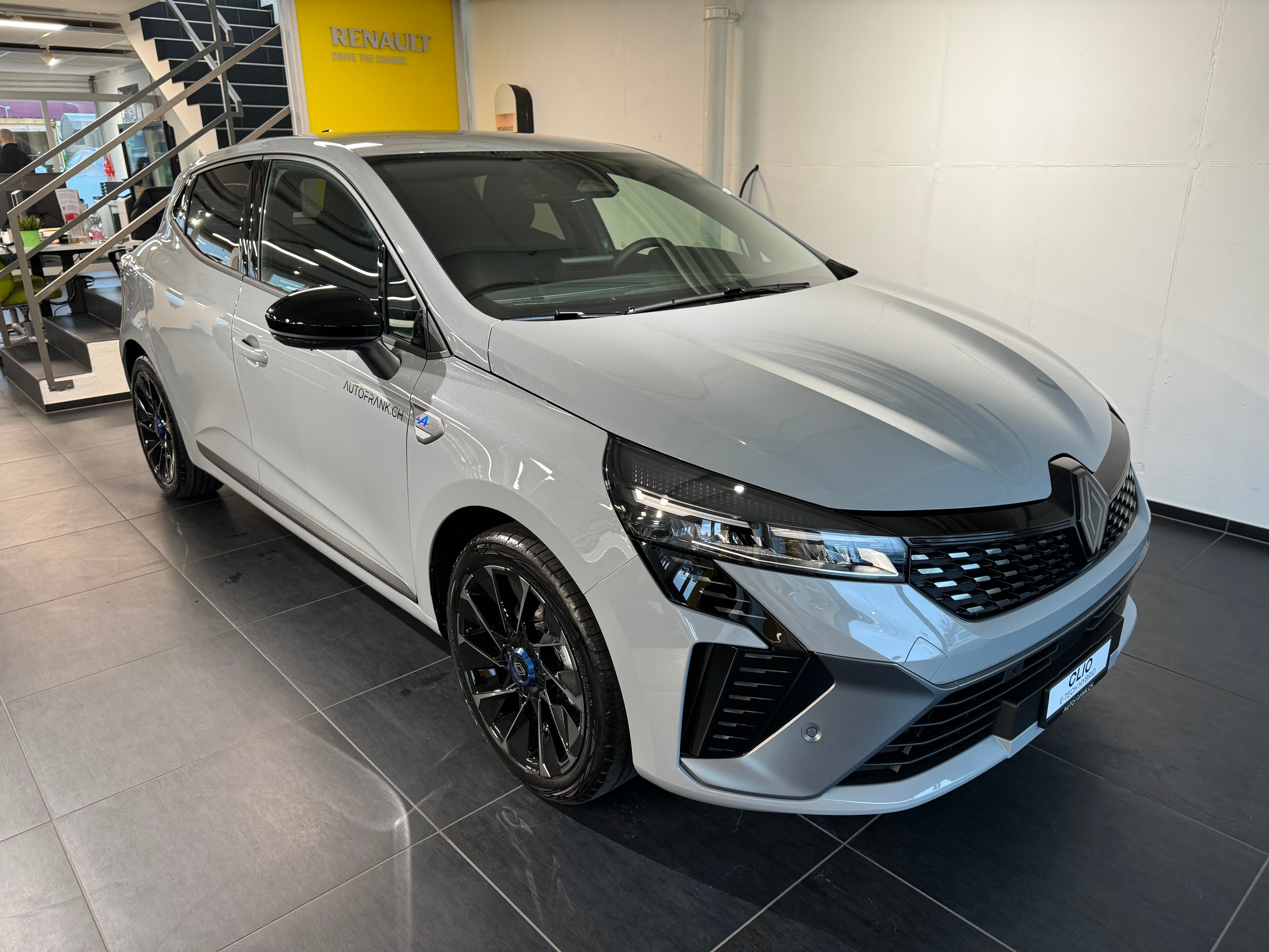 RENAULT CLIO esprit Alpine E-TECH full hybrid 145