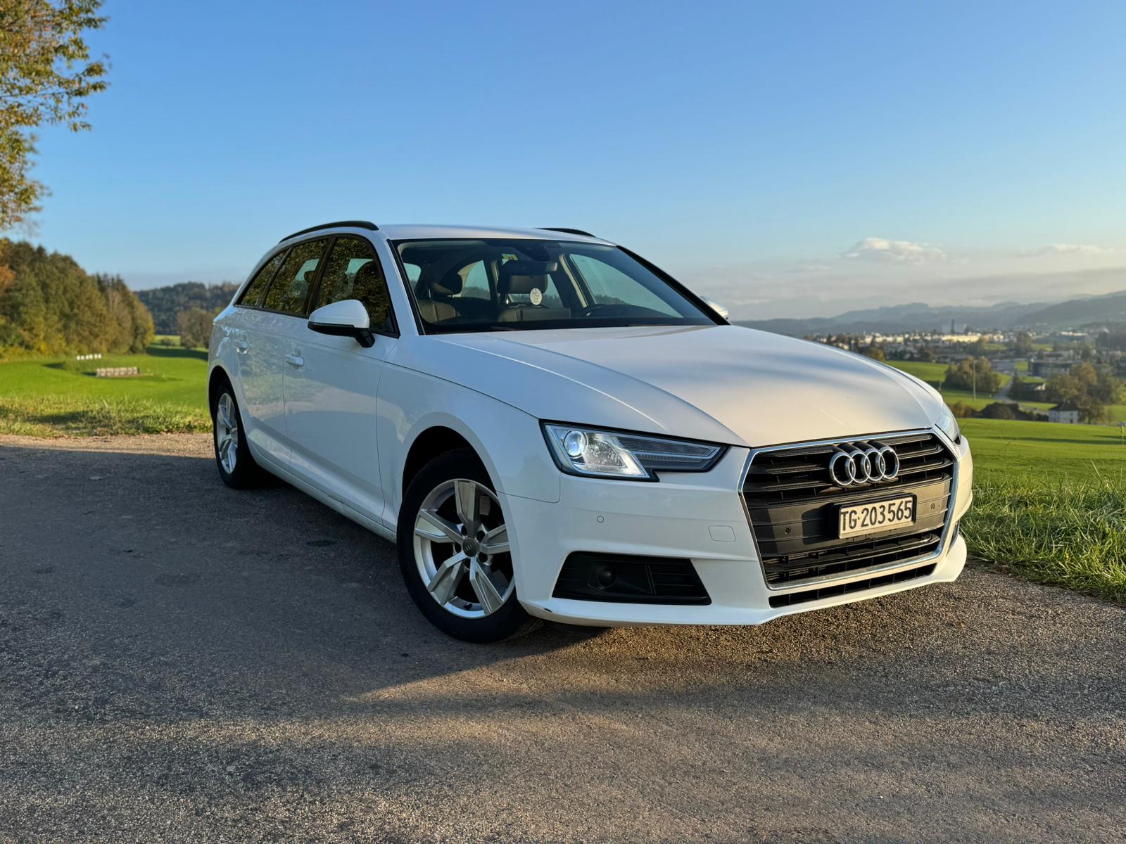 AUDI A4 Avant 2.0 TDI S-tronic