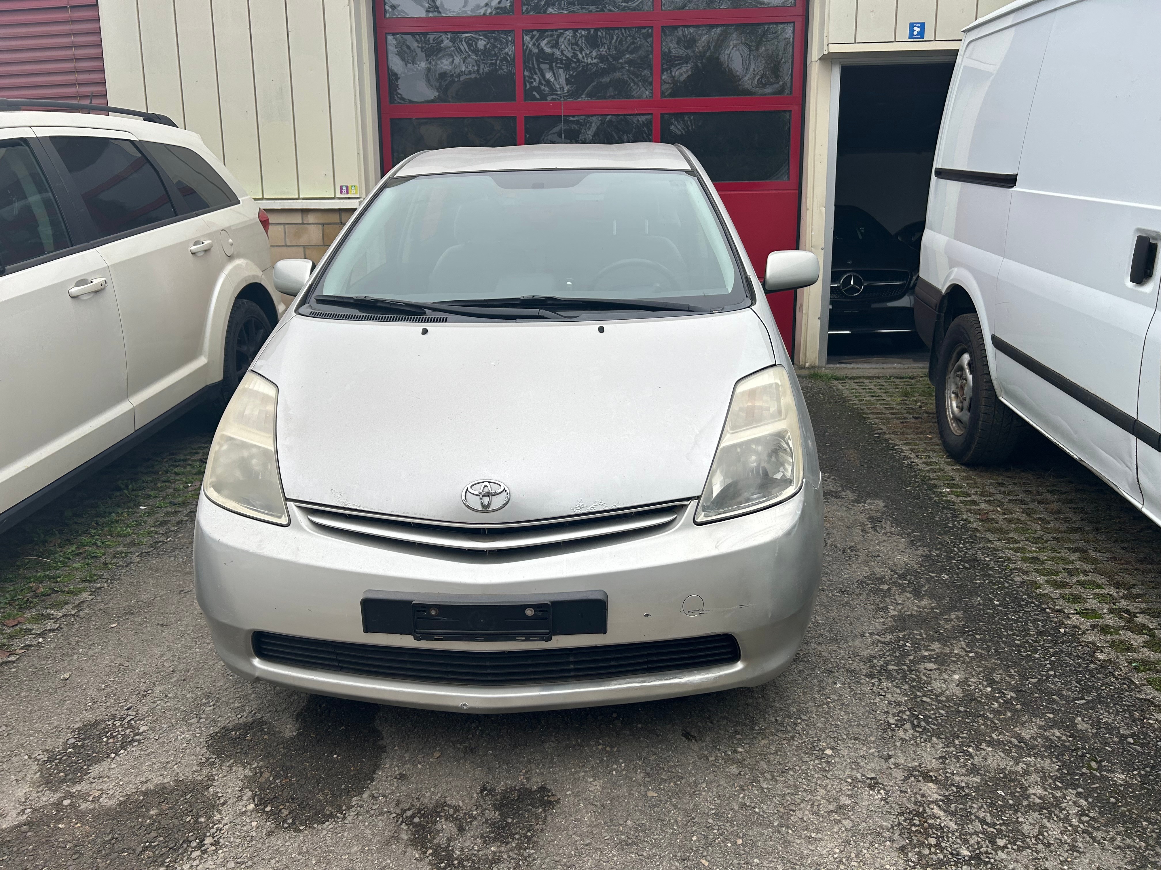 TOYOTA Prius 1.5 16V Hybrid,frisch MFK