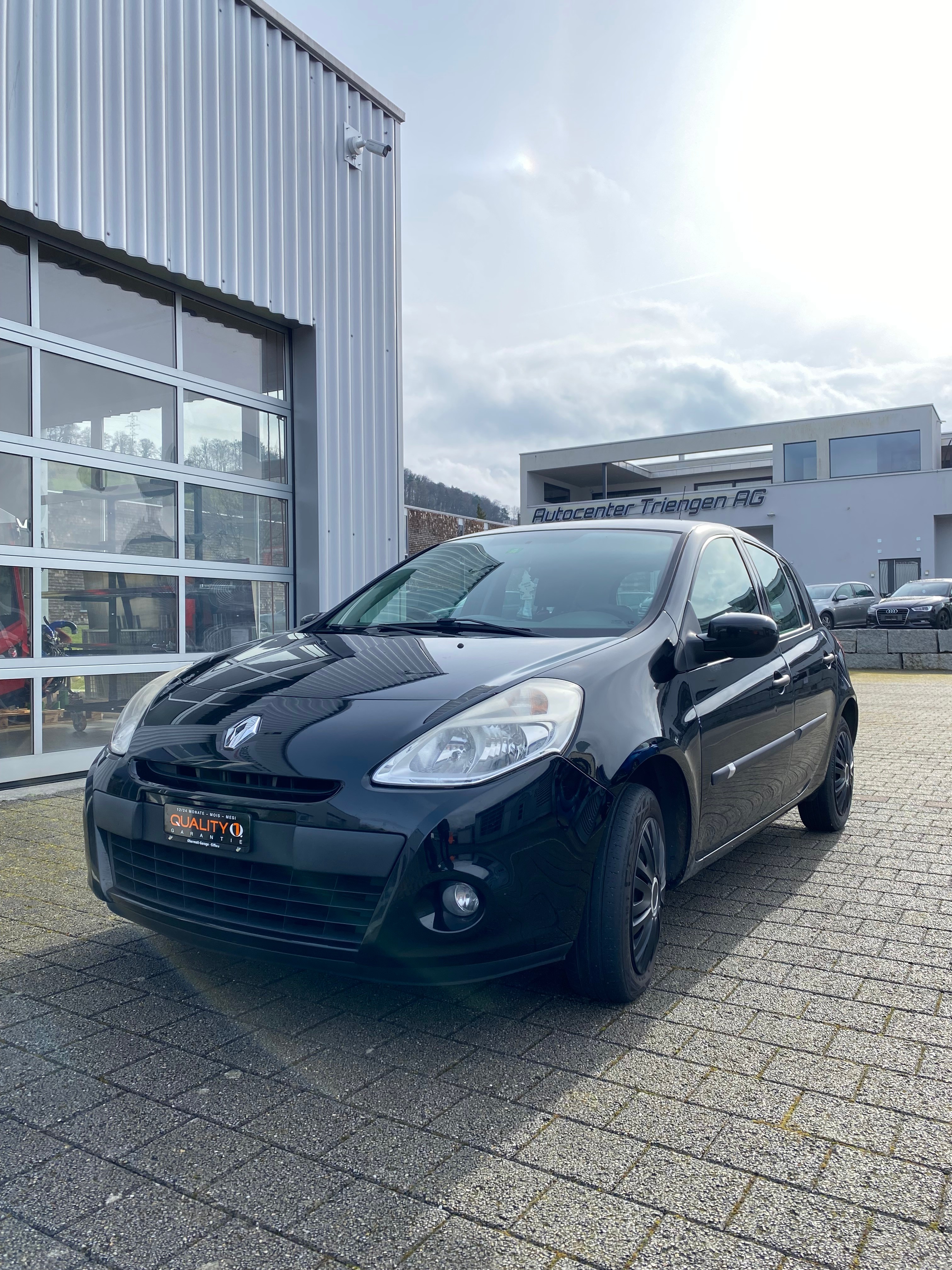 RENAULT Clio 1.2 16V Expression