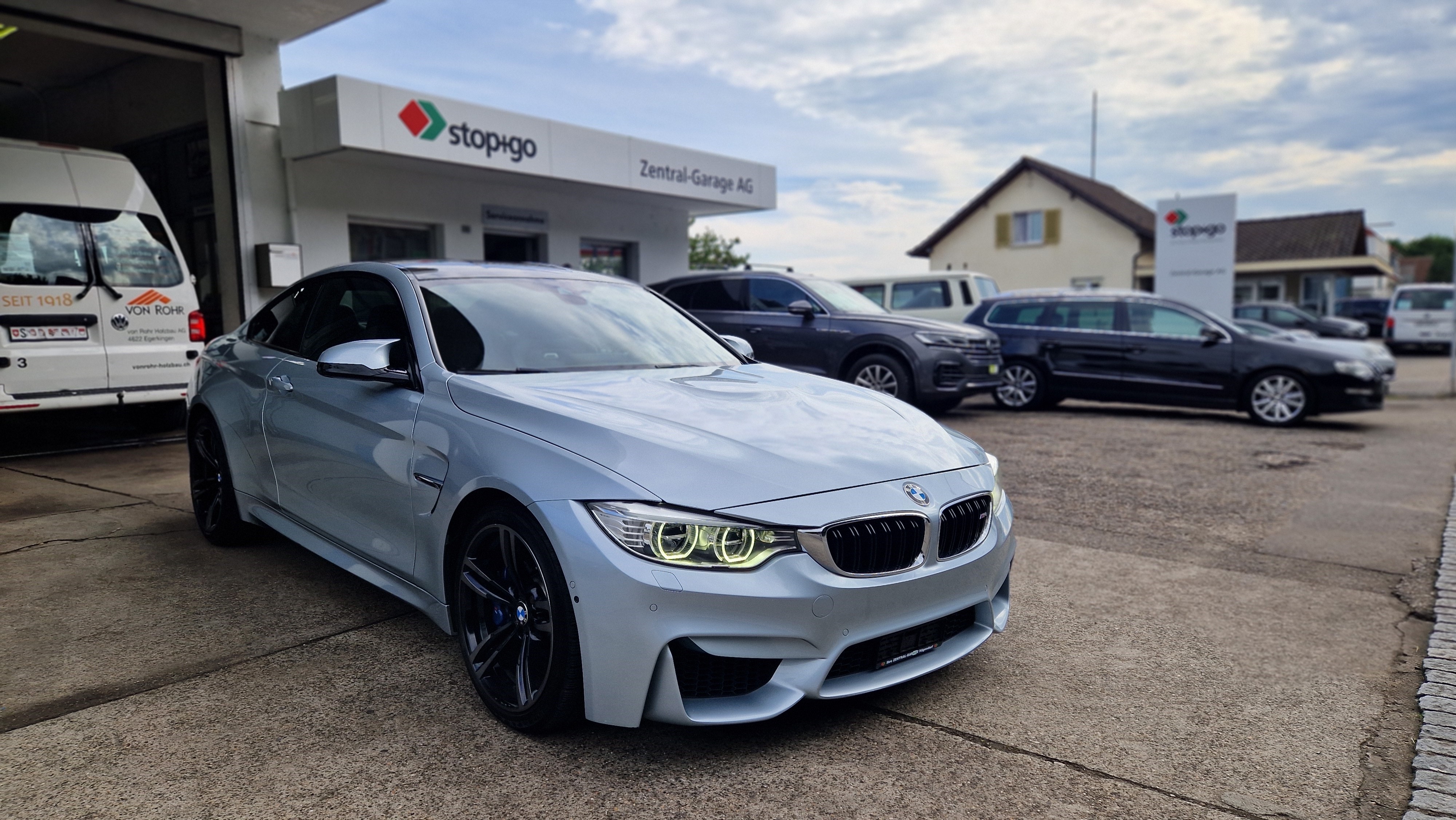 BMW M4 Coupé DKG