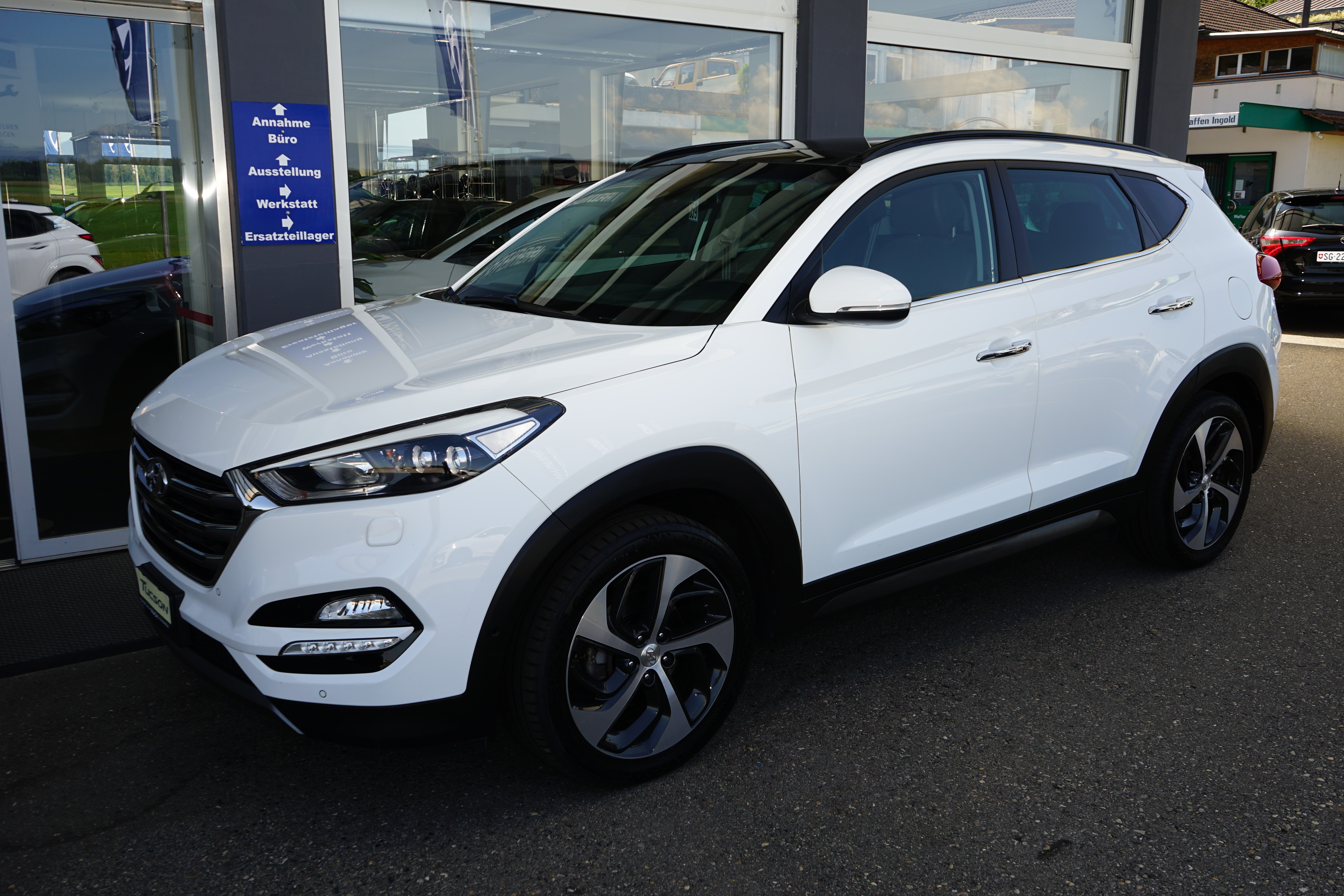 HYUNDAI Tucson 1.6 TGDI Launch Edition 4WD Automatic