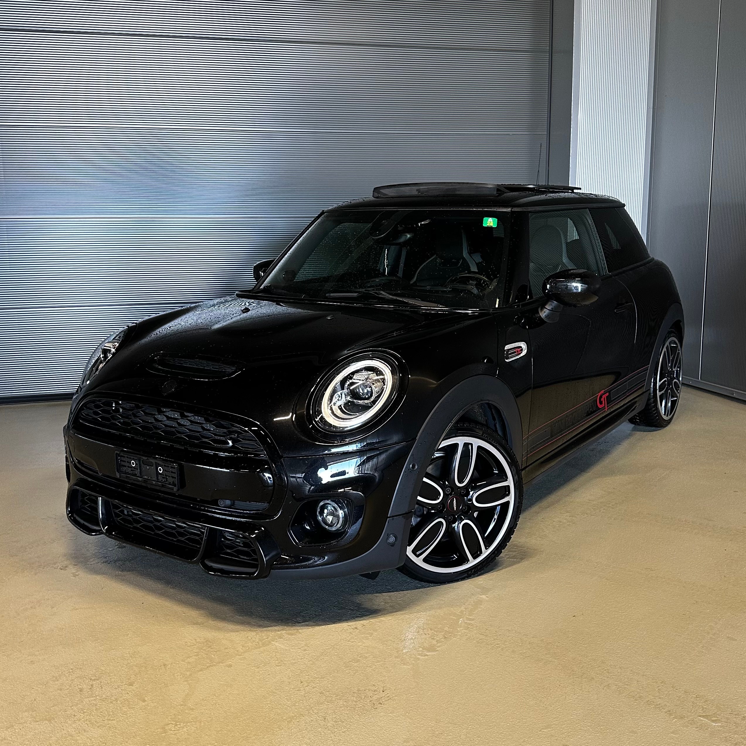 MINI Mini Cooper S 1 of 135 Rockingham GT Steptronic DKG