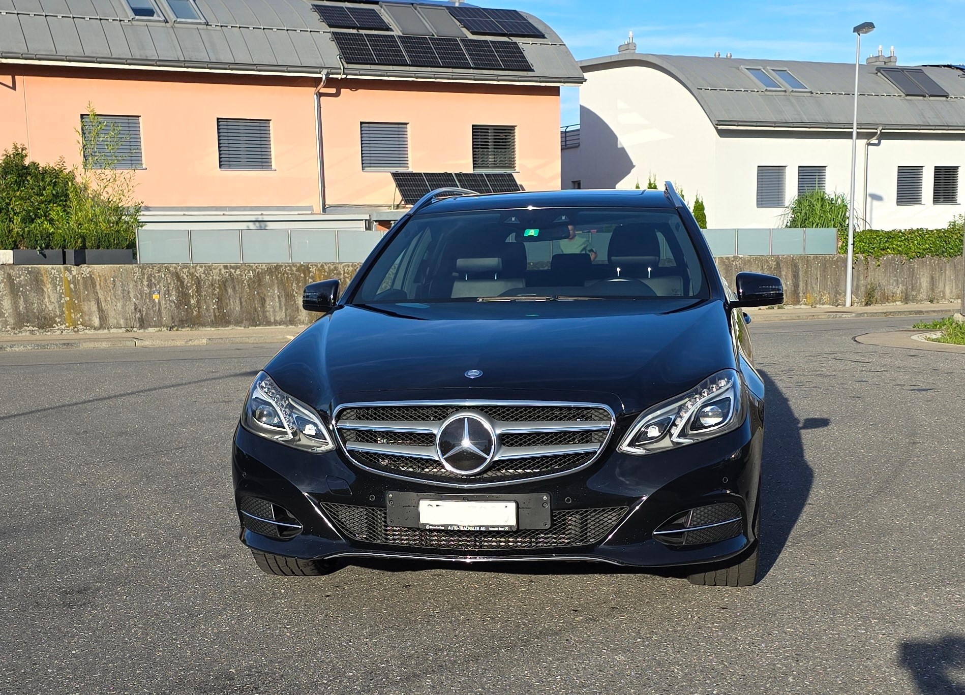 MERCEDES-BENZ E 200 7G-Tronic