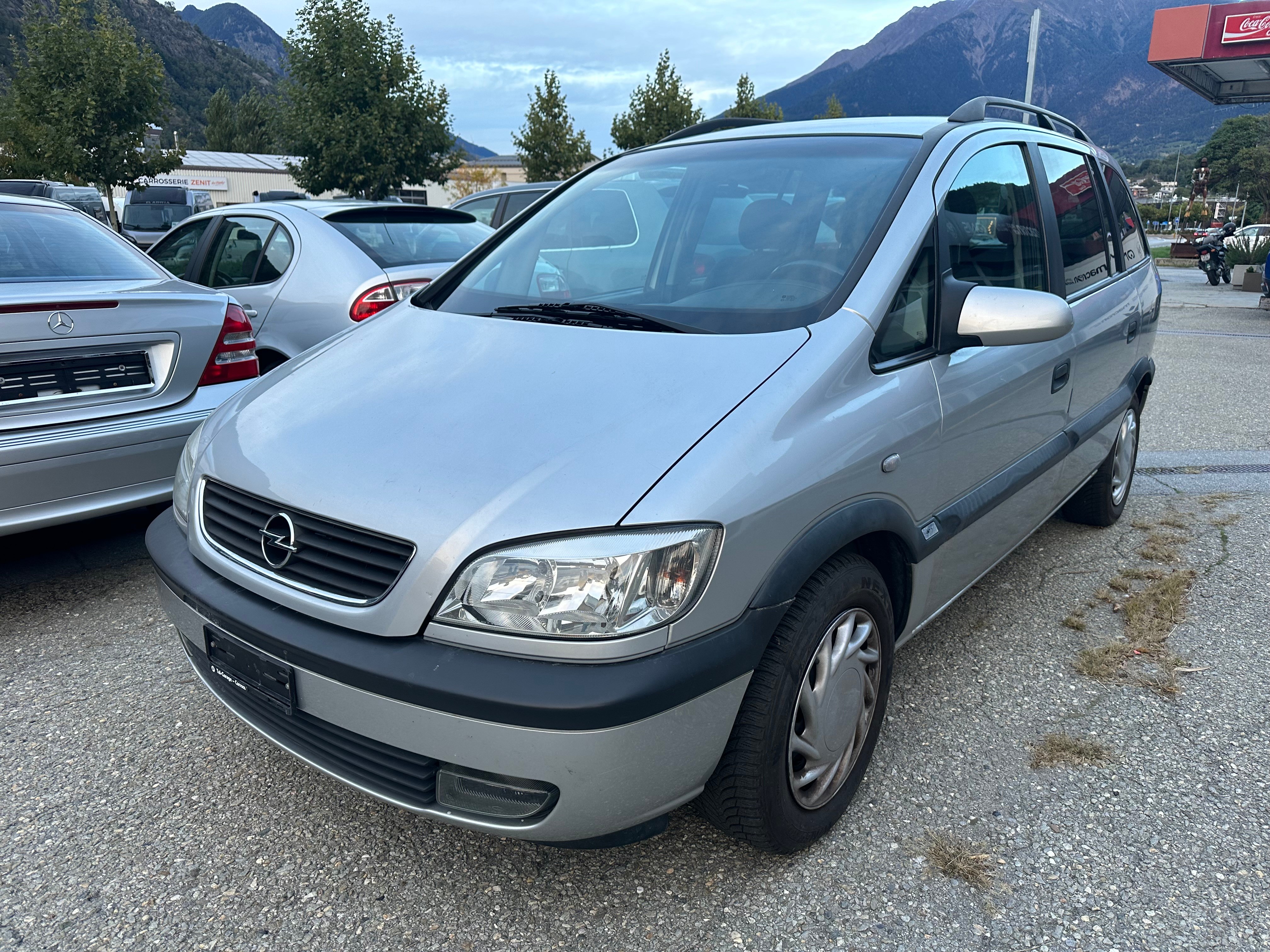 OPEL Zafira 1.8i 16V Elegance