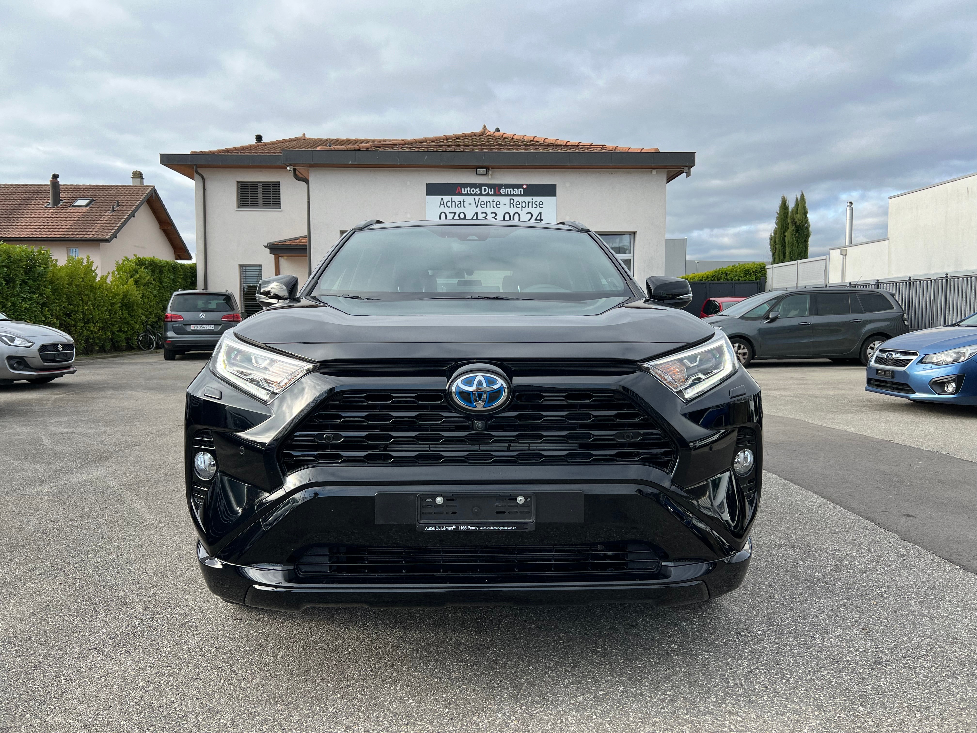 TOYOTA RAV-4 2.5 HSD Black Edition e-CVT 4WD