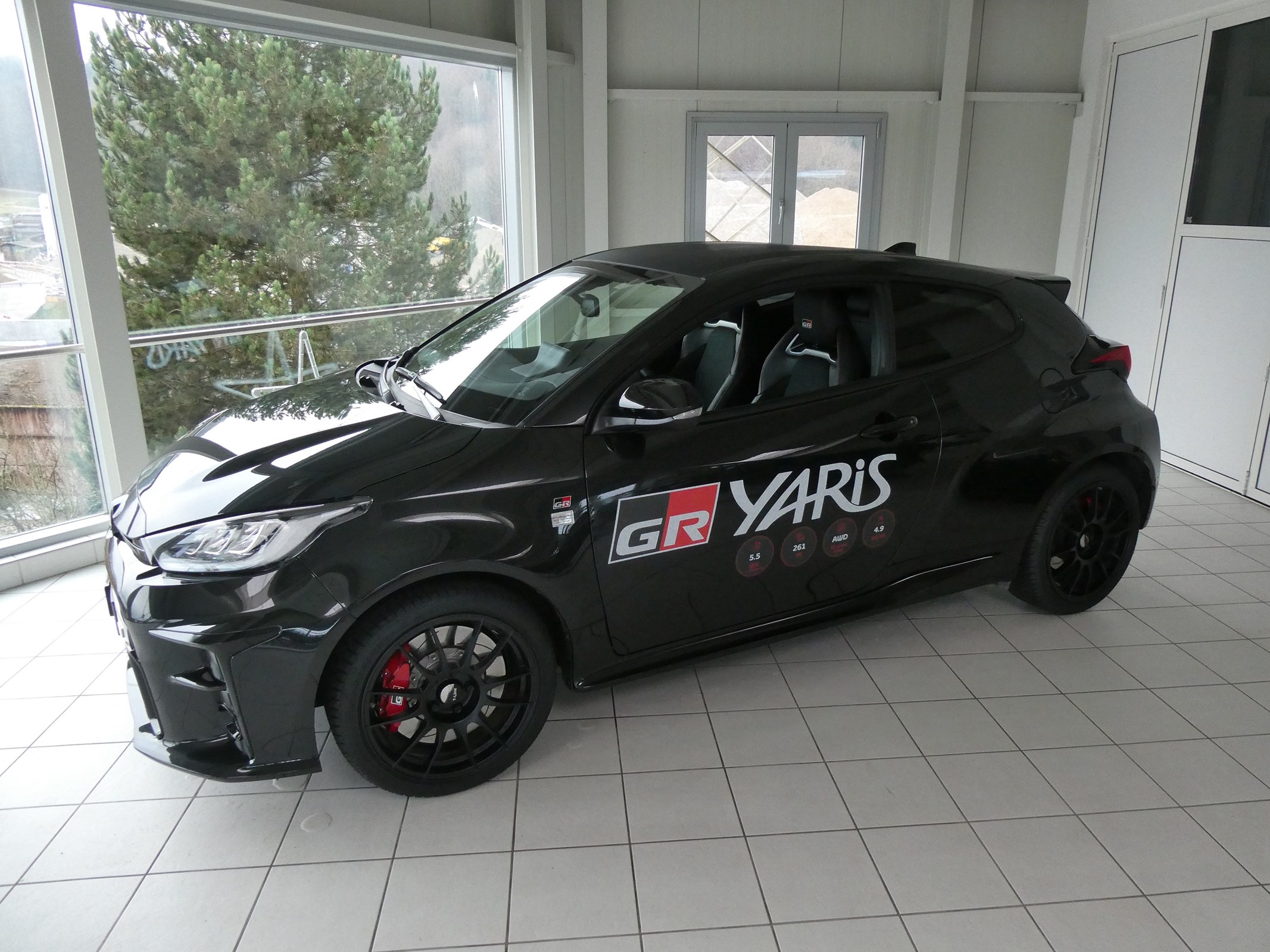 TOYOTA Yaris 1.6 GR Sport