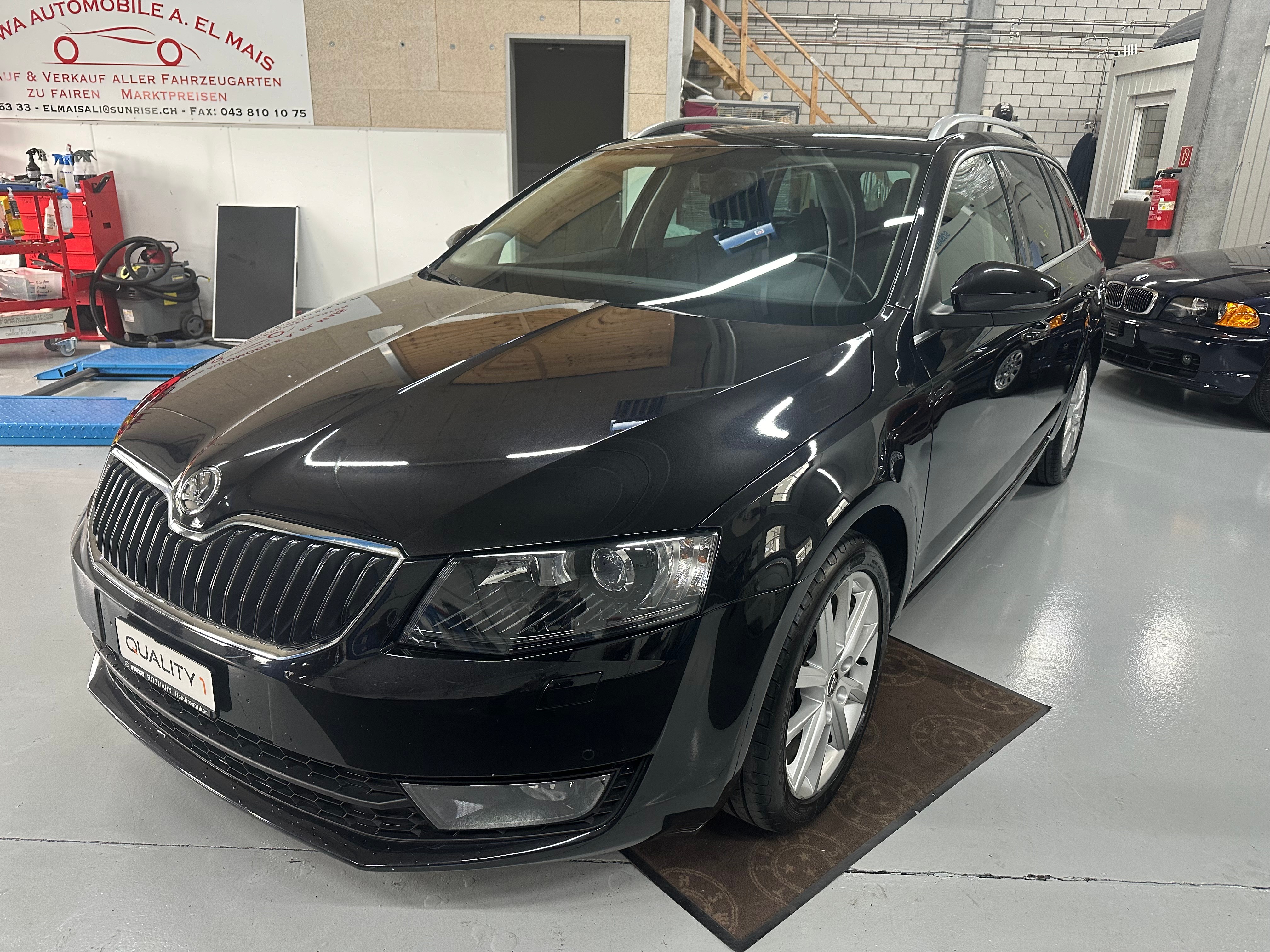 SKODA Octavia Combi 1.8 TSI Elegance 4x4 DSG