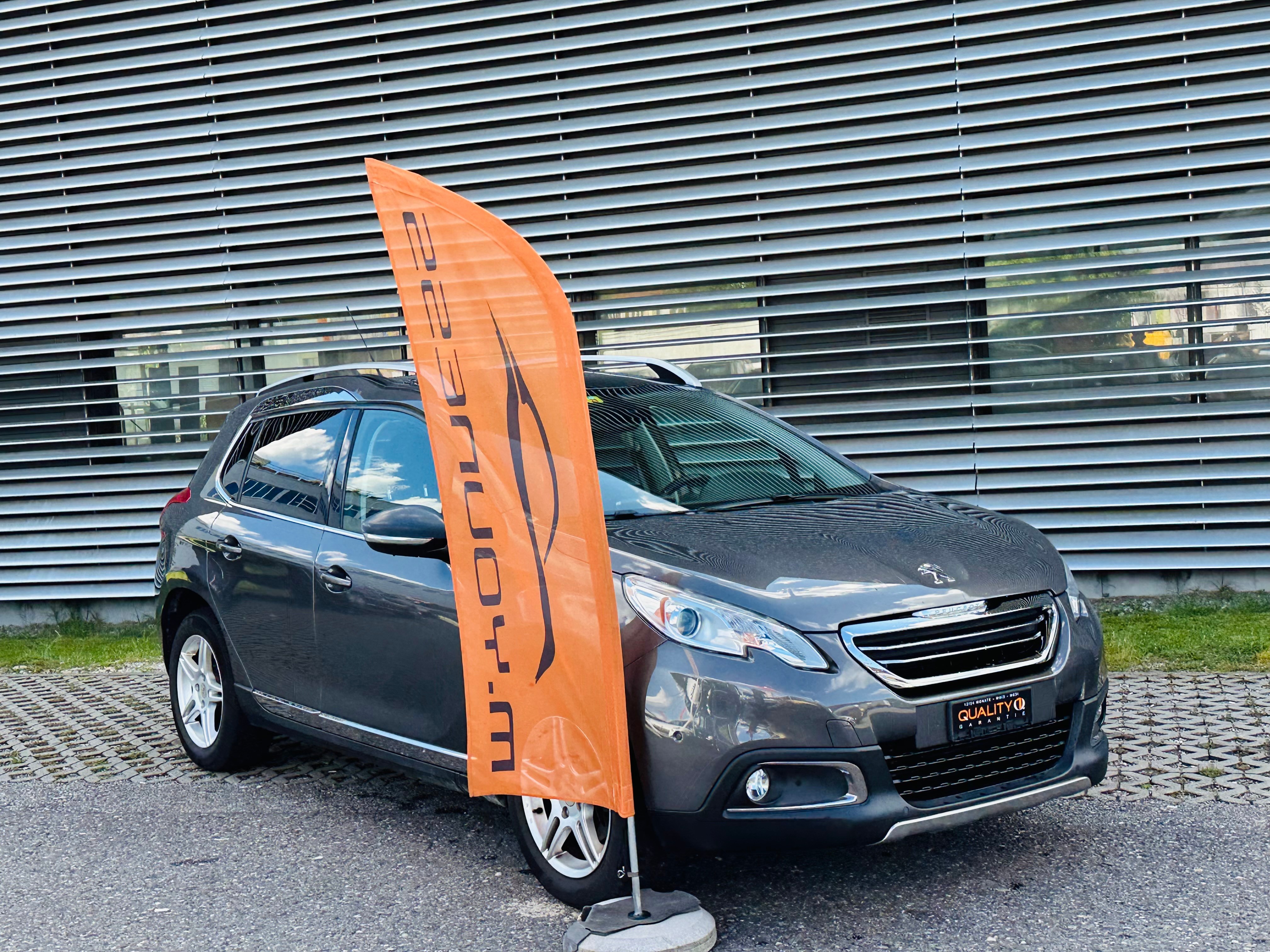 PEUGEOT 2008 1.2 PureTech Féline