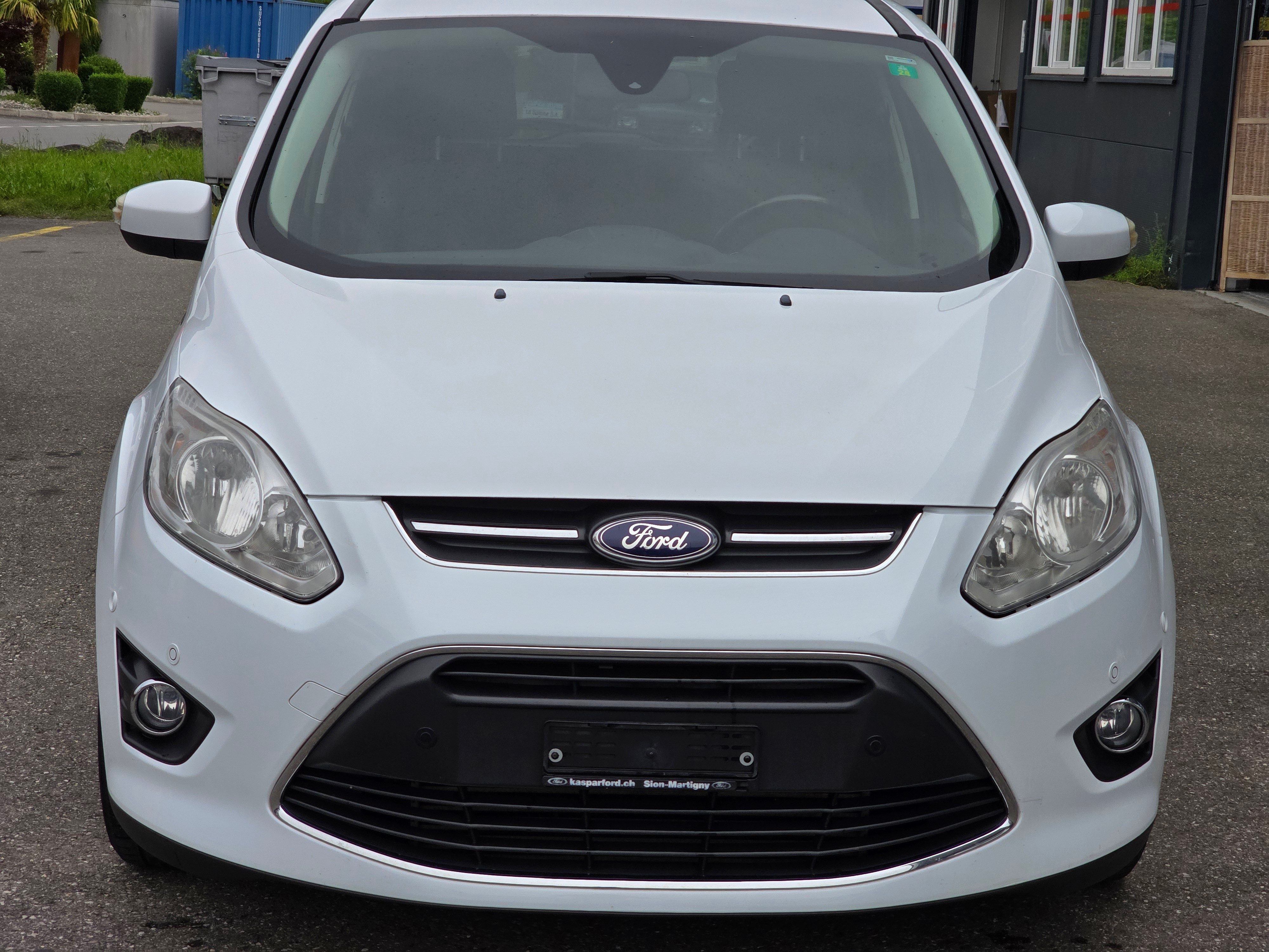 FORD Grand C-Max 1.6 SCTi KNIE-Edition