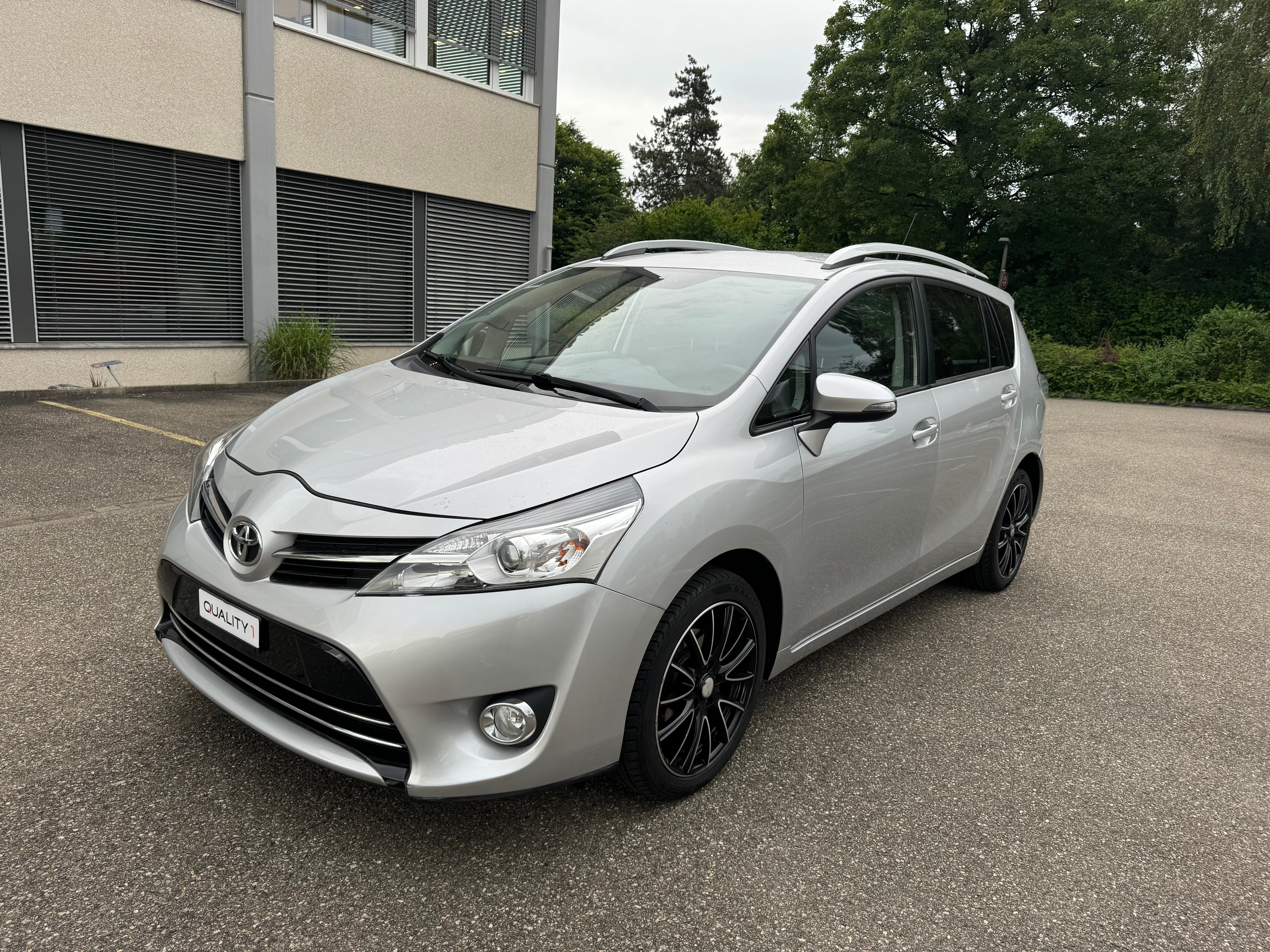 TOYOTA Verso 1.8 Trend