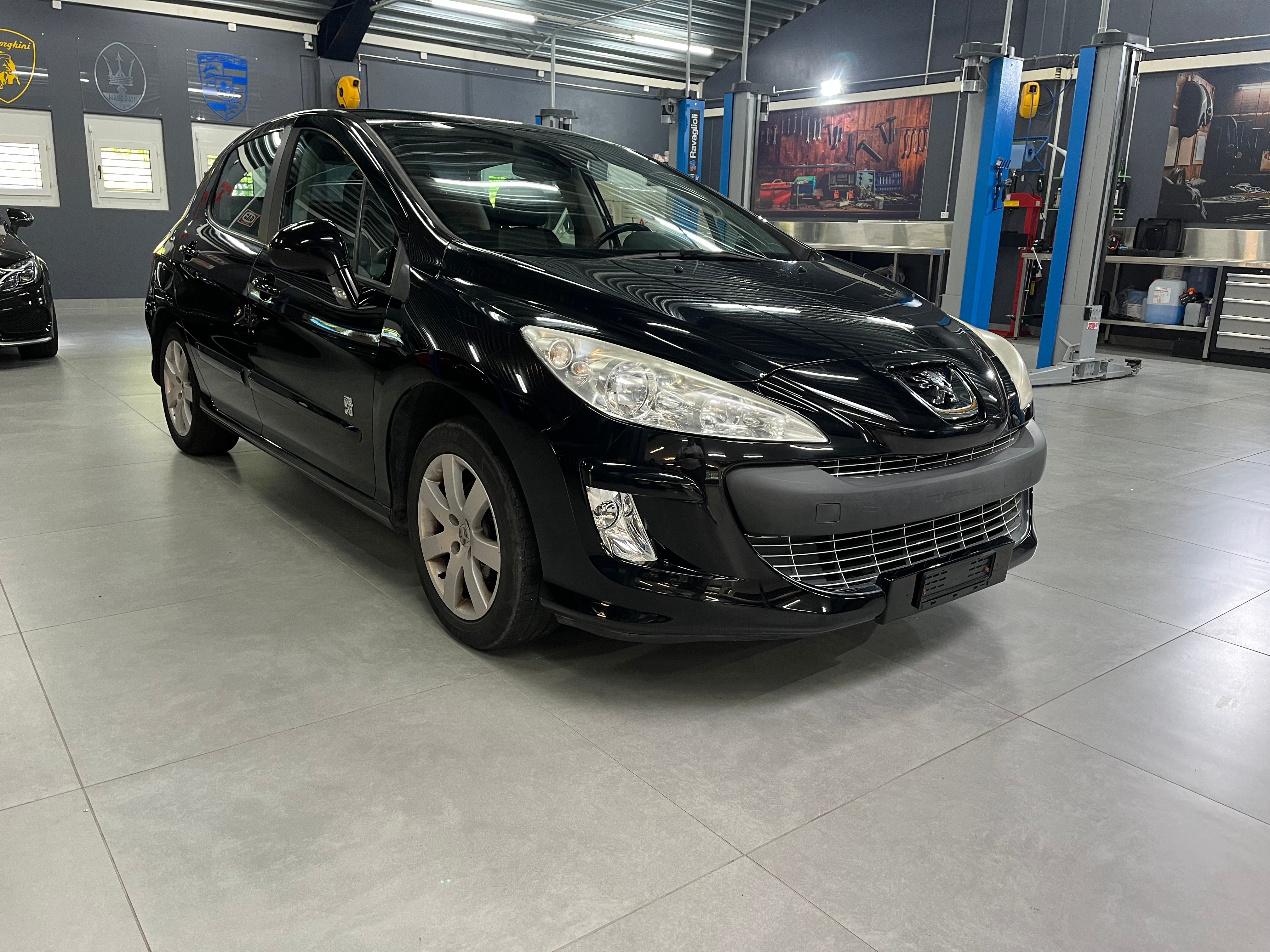 PEUGEOT 308 1.6 16V VTI Sport