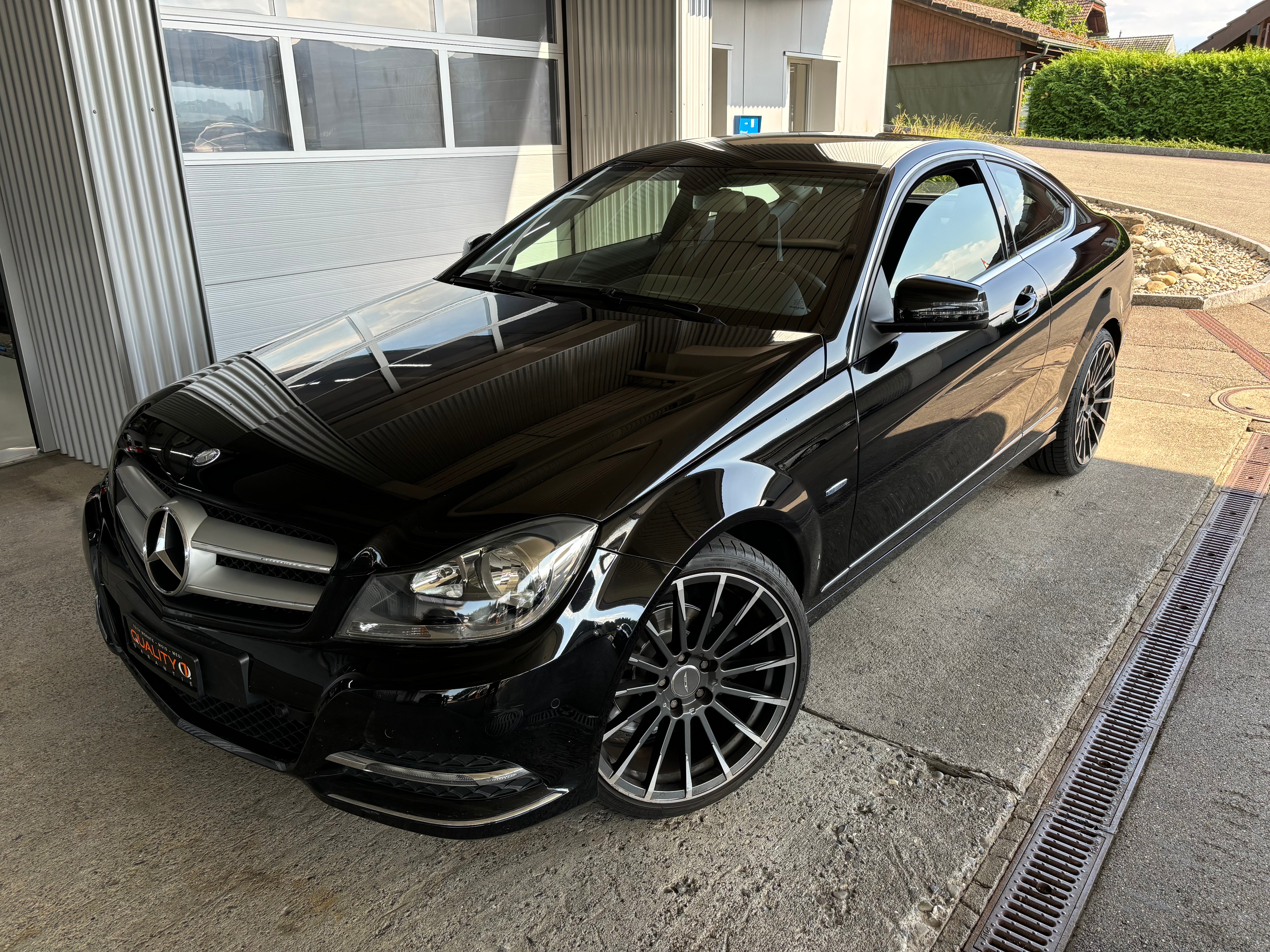 MERCEDES-BENZ C 180 Coupé MyStar