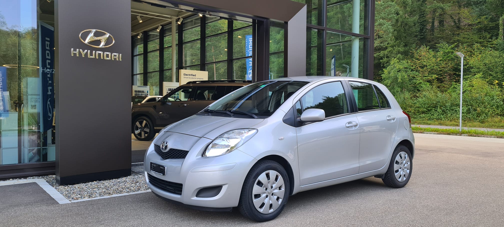 TOYOTA Yaris 1.33 Linea Luna