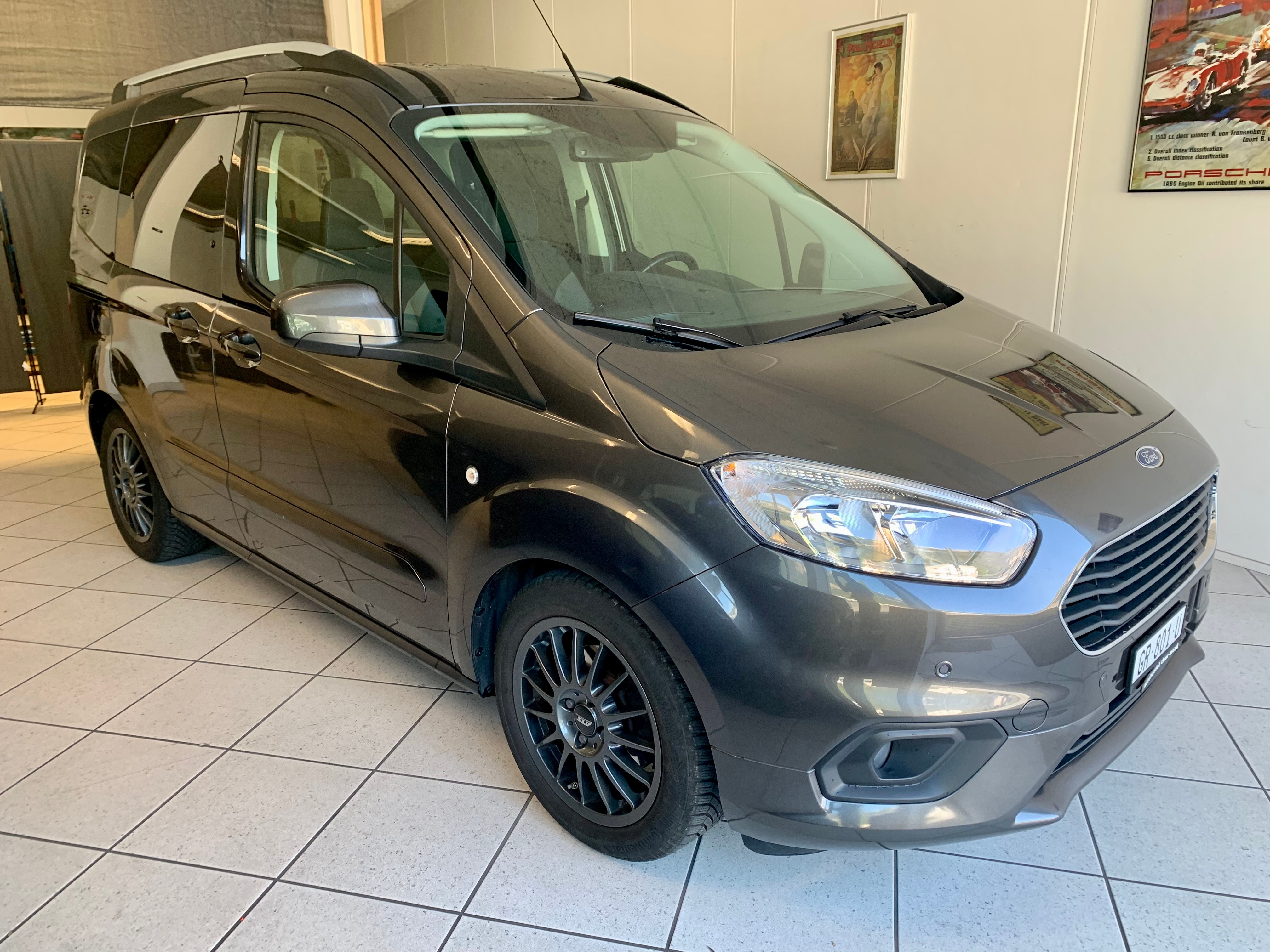 FORD Tourneo Cour. 1.0SCTi Tit