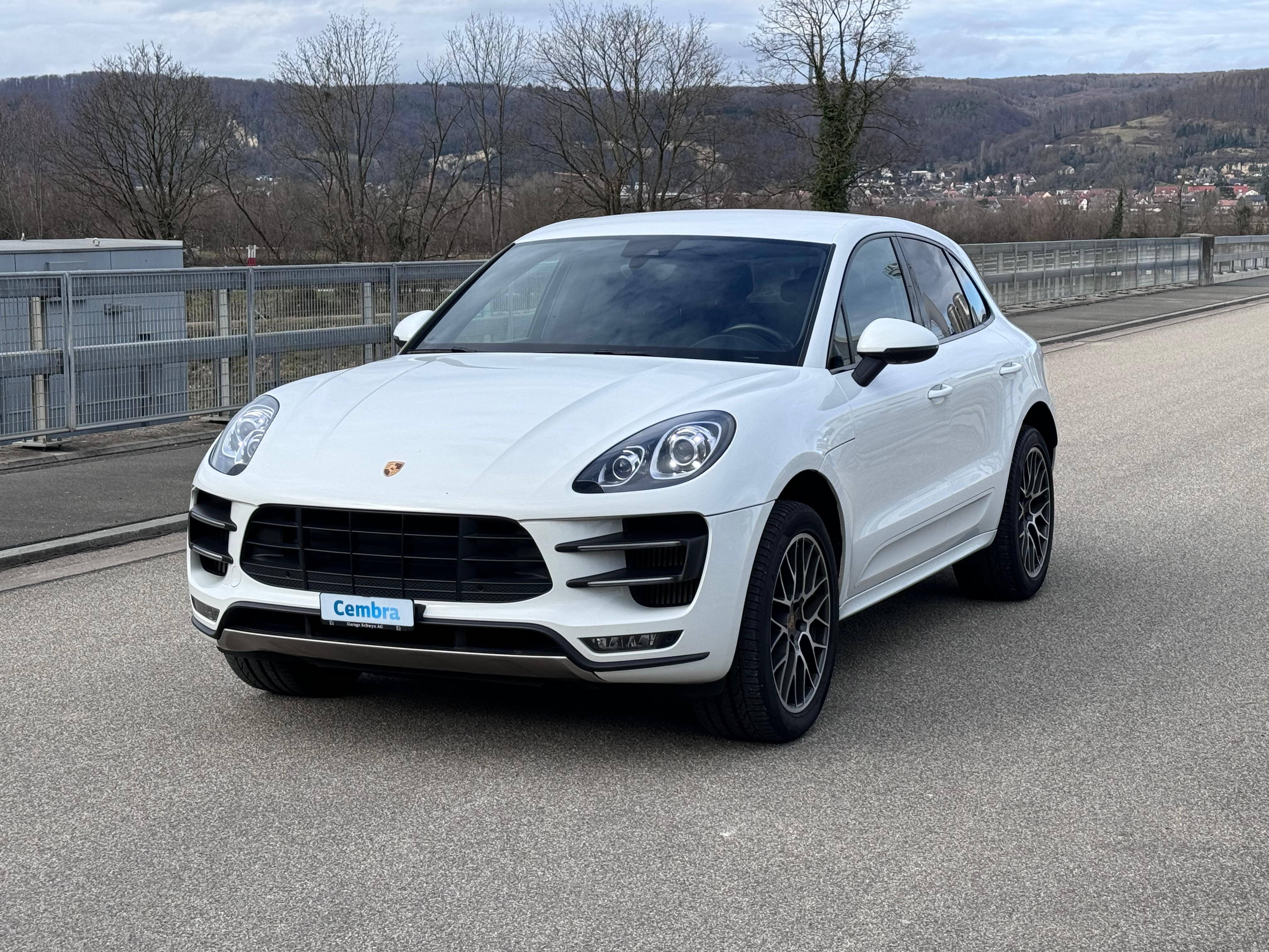 PORSCHE Macan Turbo PDK