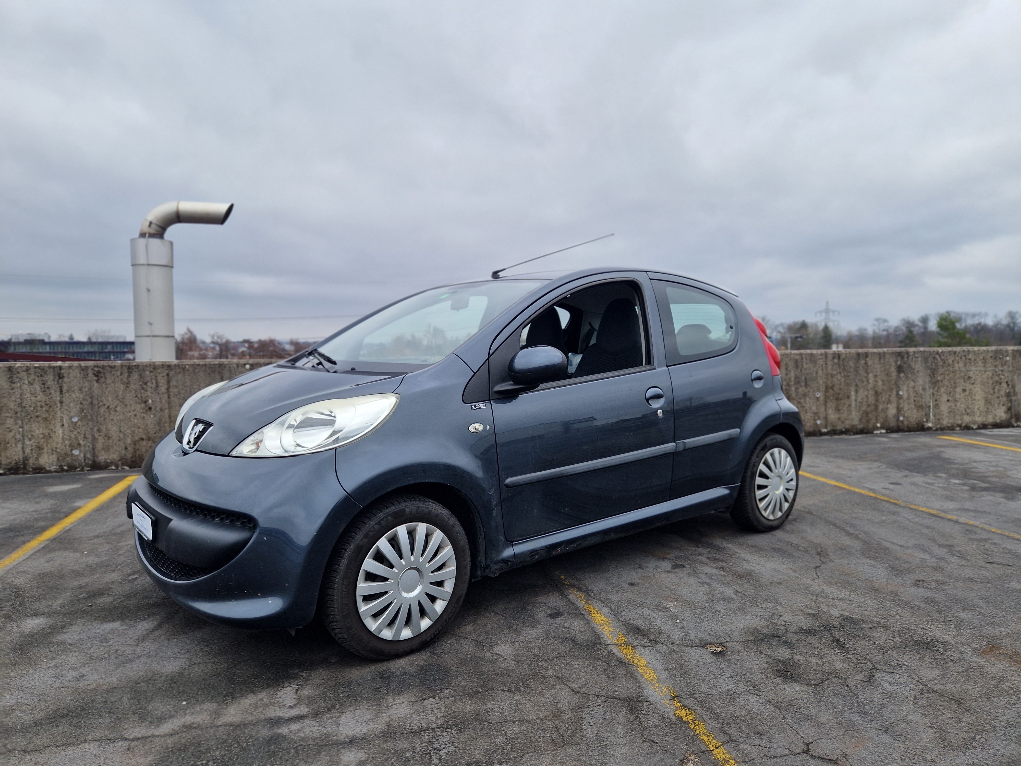 PEUGEOT 107 1.0 Trendy