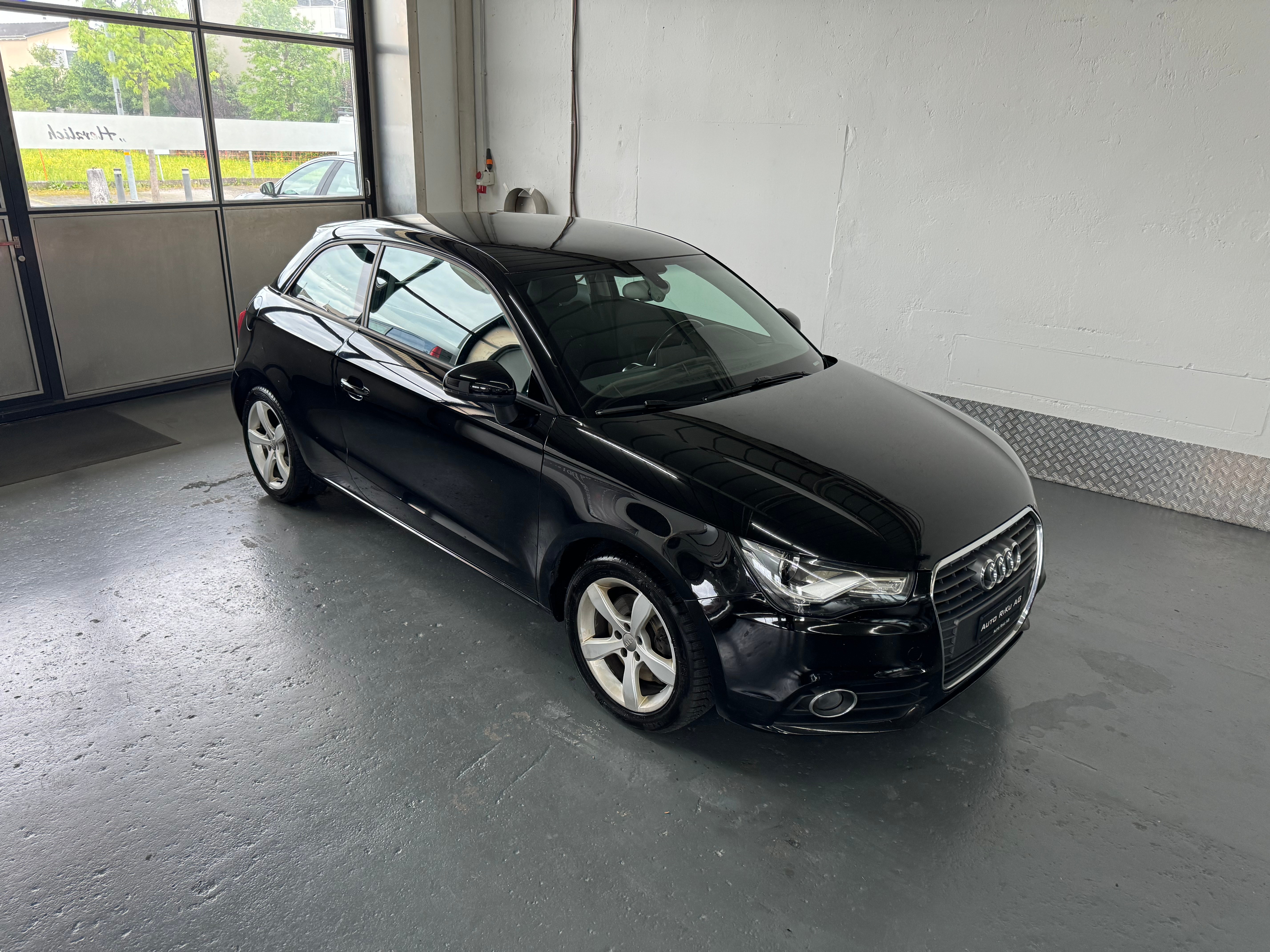 AUDI A1 1.4 TFSI Ambition S-tronic