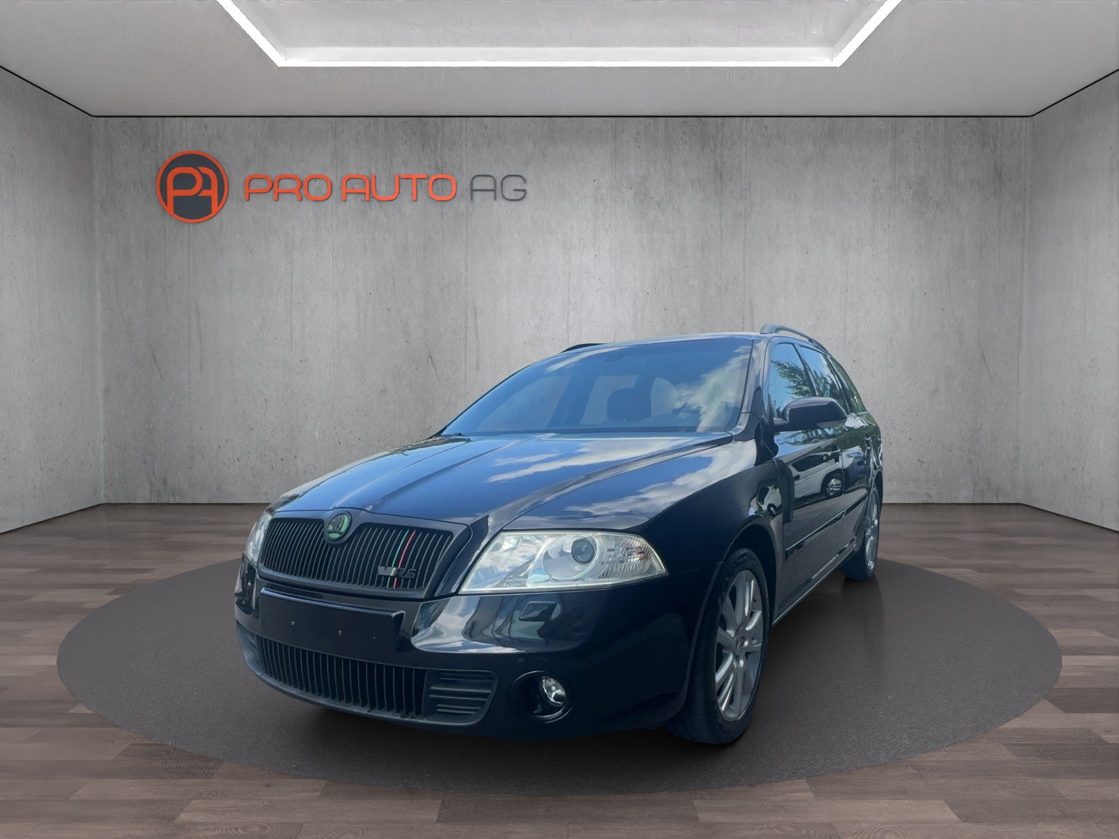 SKODA Octavia 2.0 TFSI RS