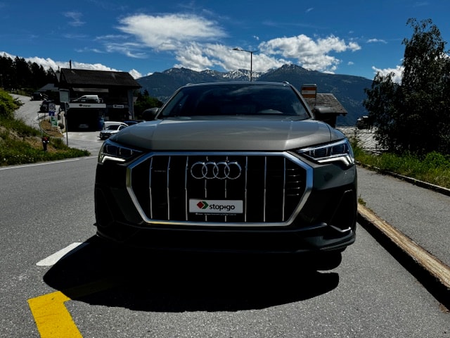 AUDI Q3 45 TFSI quattro S-tronic