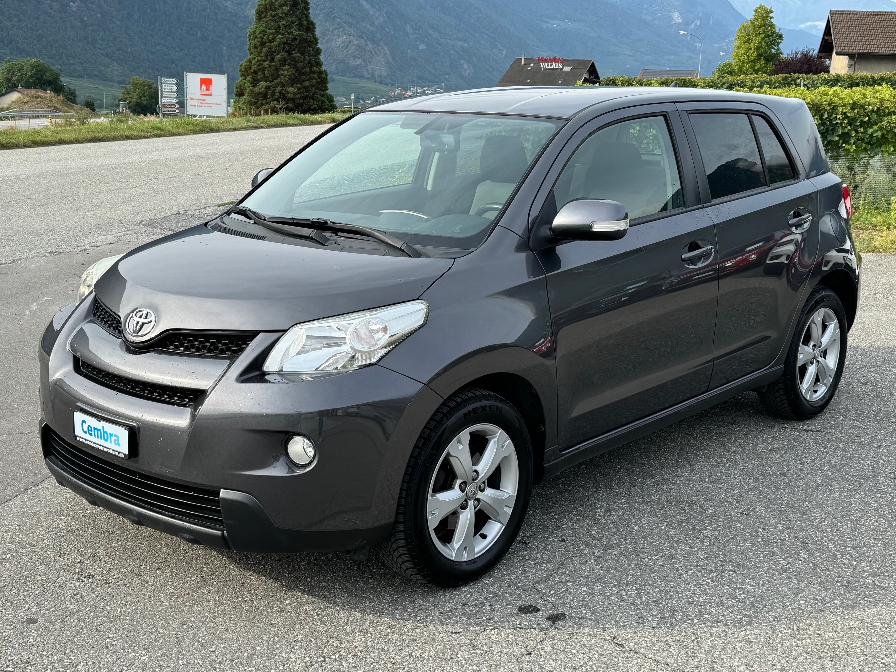 TOYOTA UrbanCruiser 1.4 D-4D Linea Sol 4WD