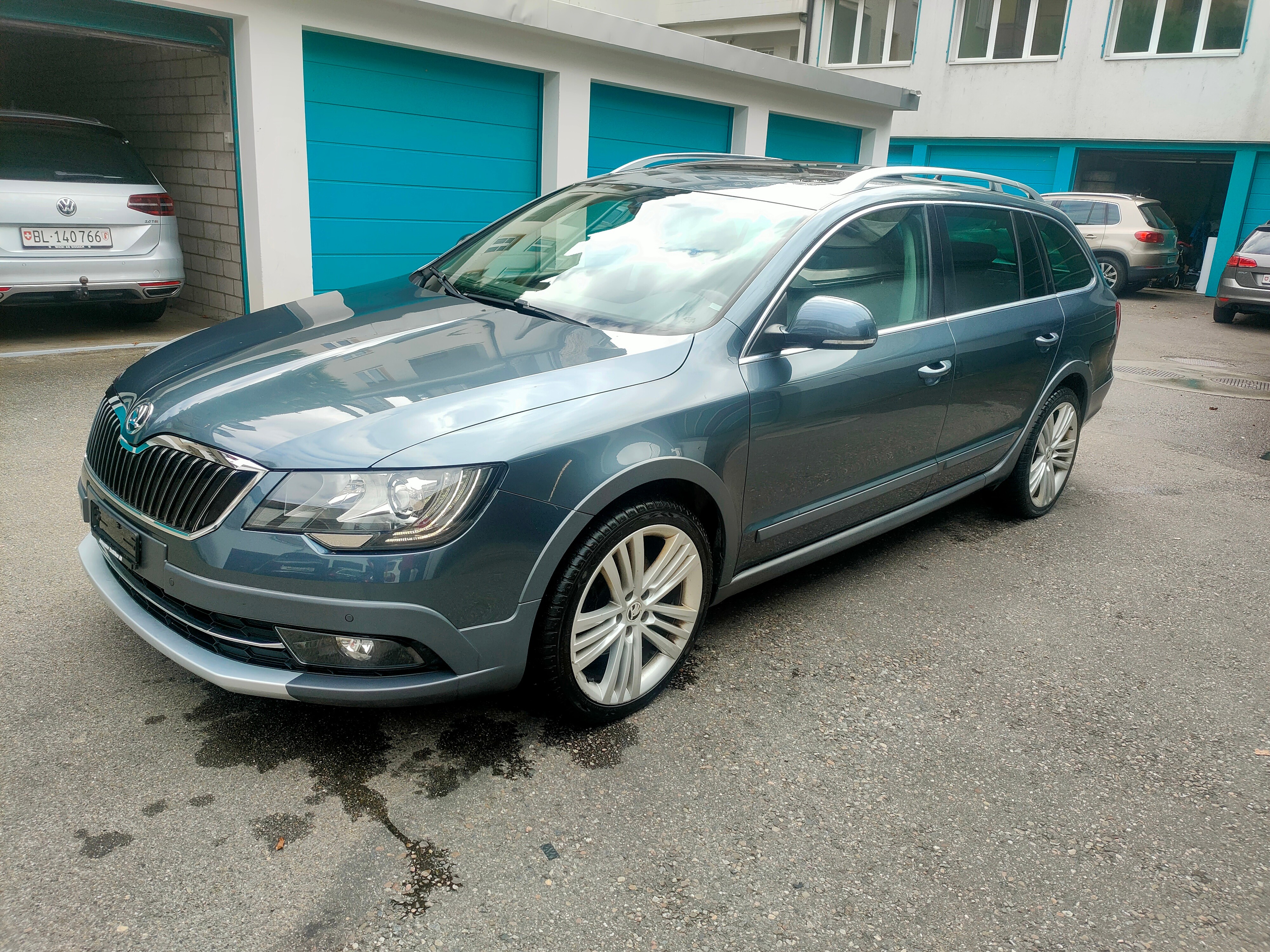 SKODA Superb Combi 2.0 TDi Ambition 4x4 DSG