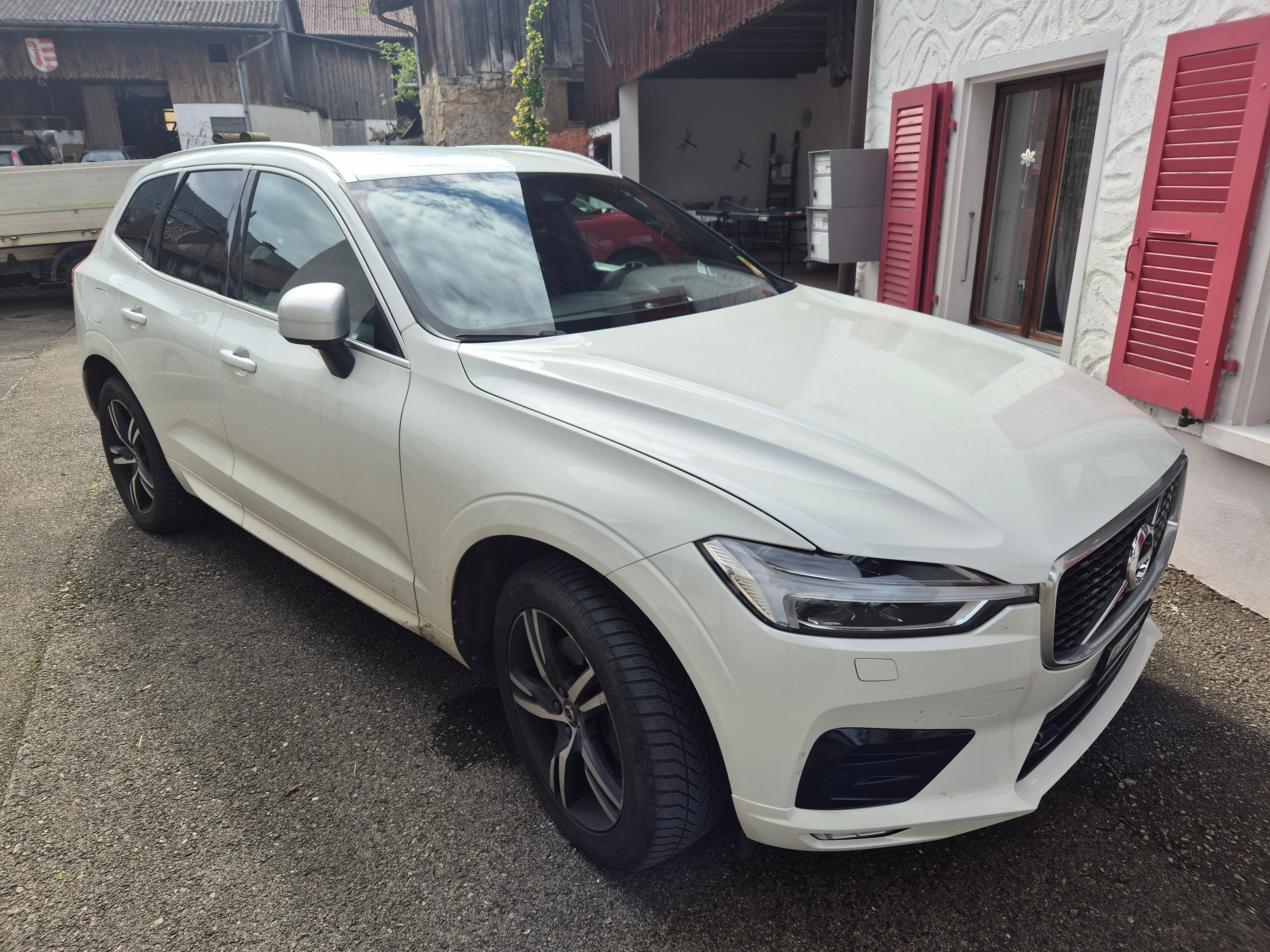 VOLVO XC60 D4 AWD R-Design Geartronic