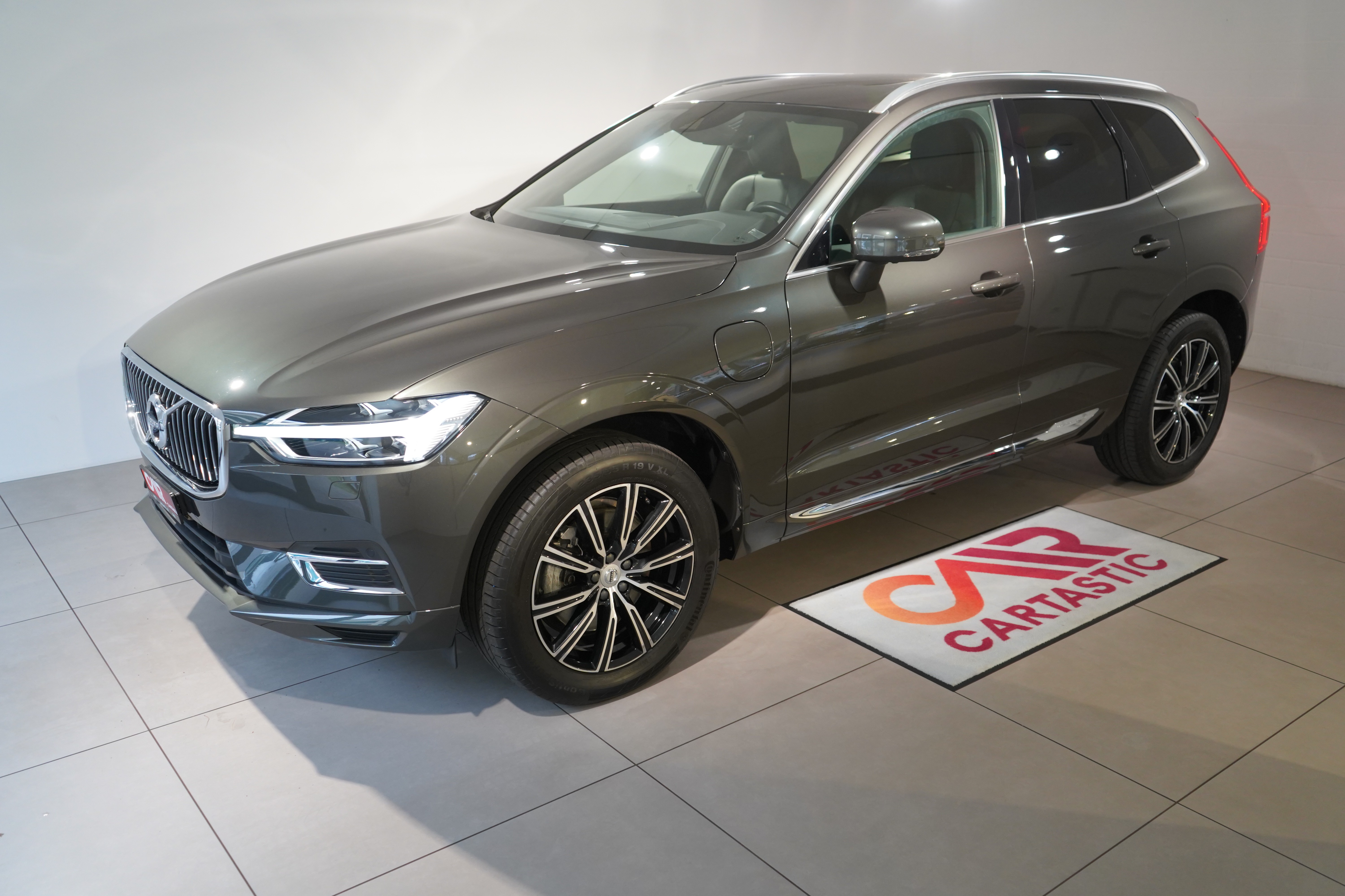 VOLVO XC60 T8 eAWD Inscription