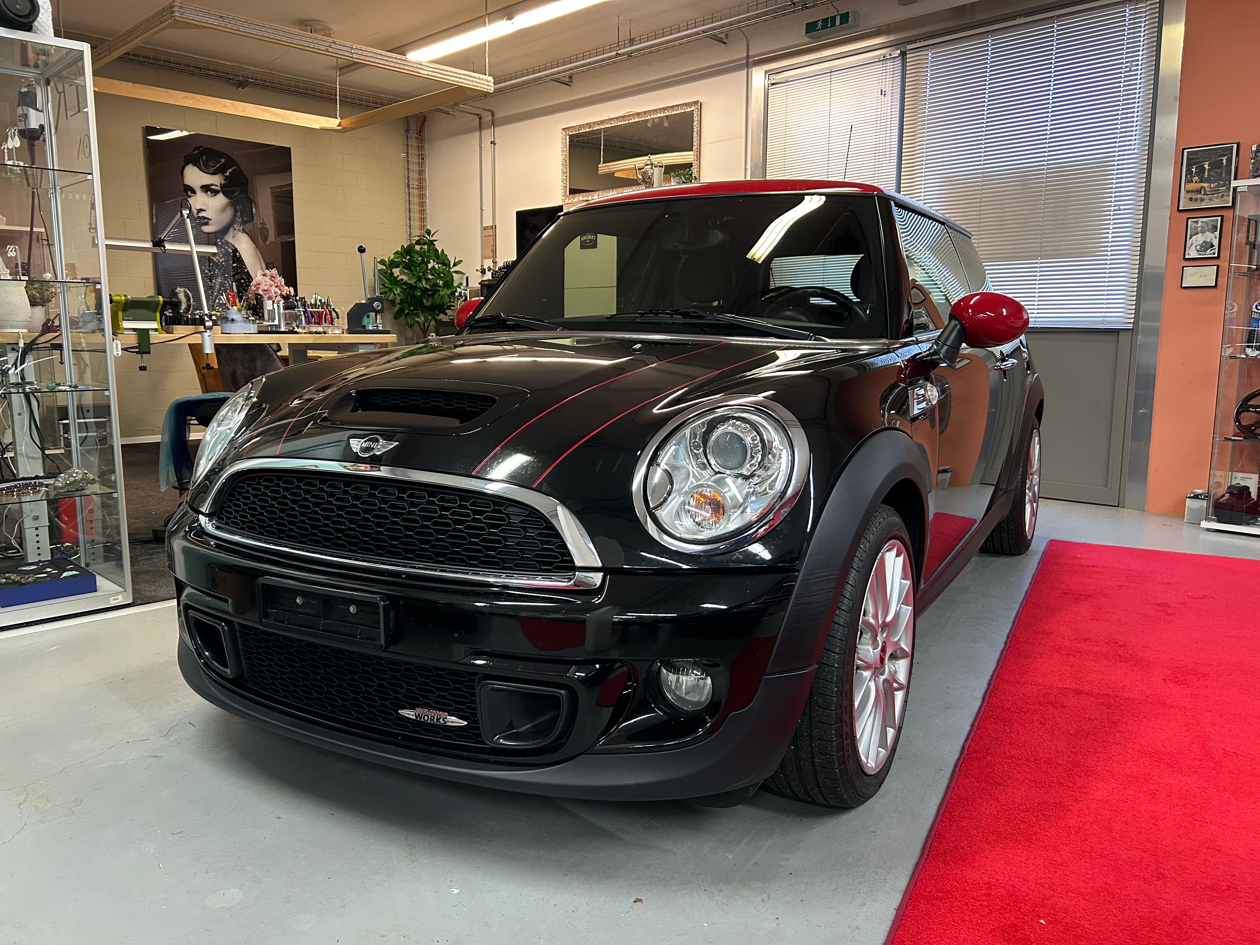 MINI Mini Cooper John Mini Cooper Works