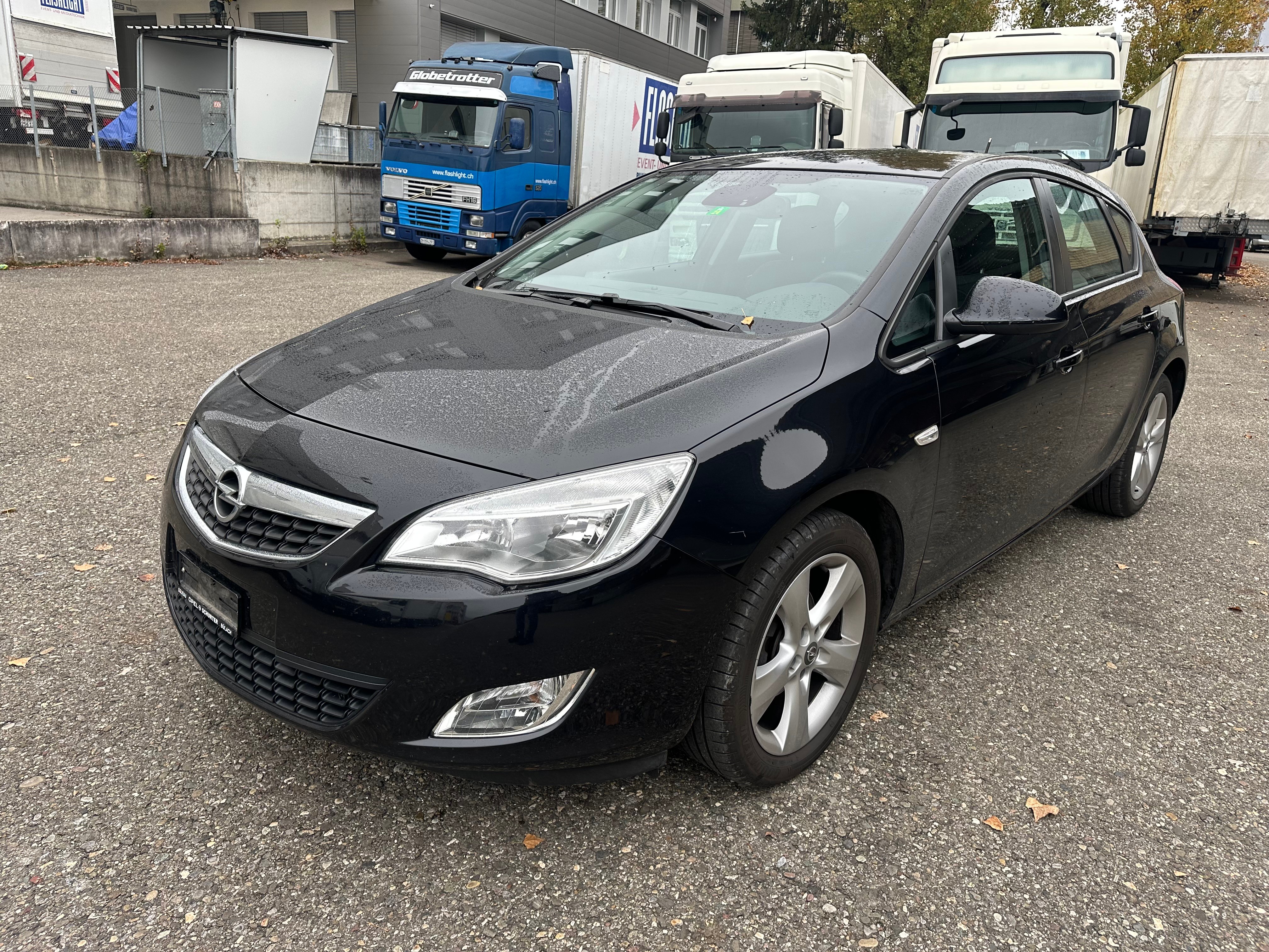 OPEL Astra 1.4i 16V Turbo Cosmo