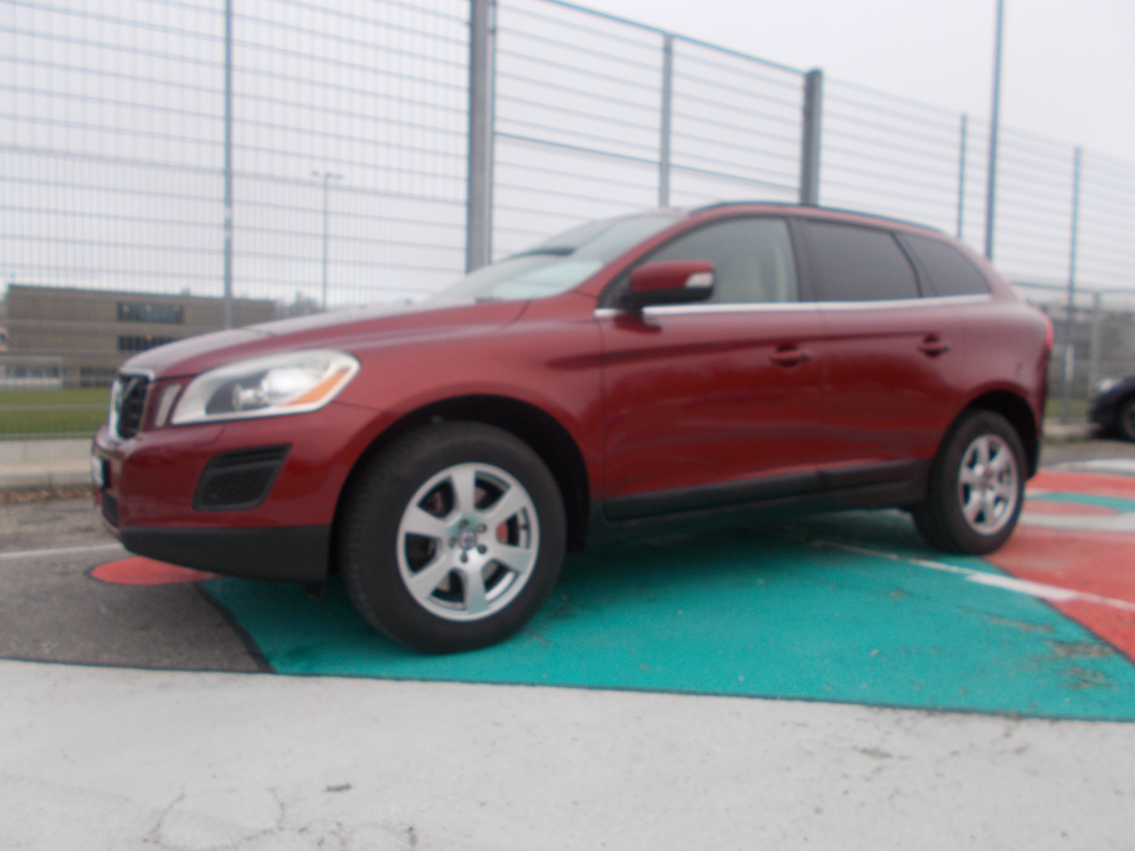 VOLVO XC60 DRIVe Kinetic