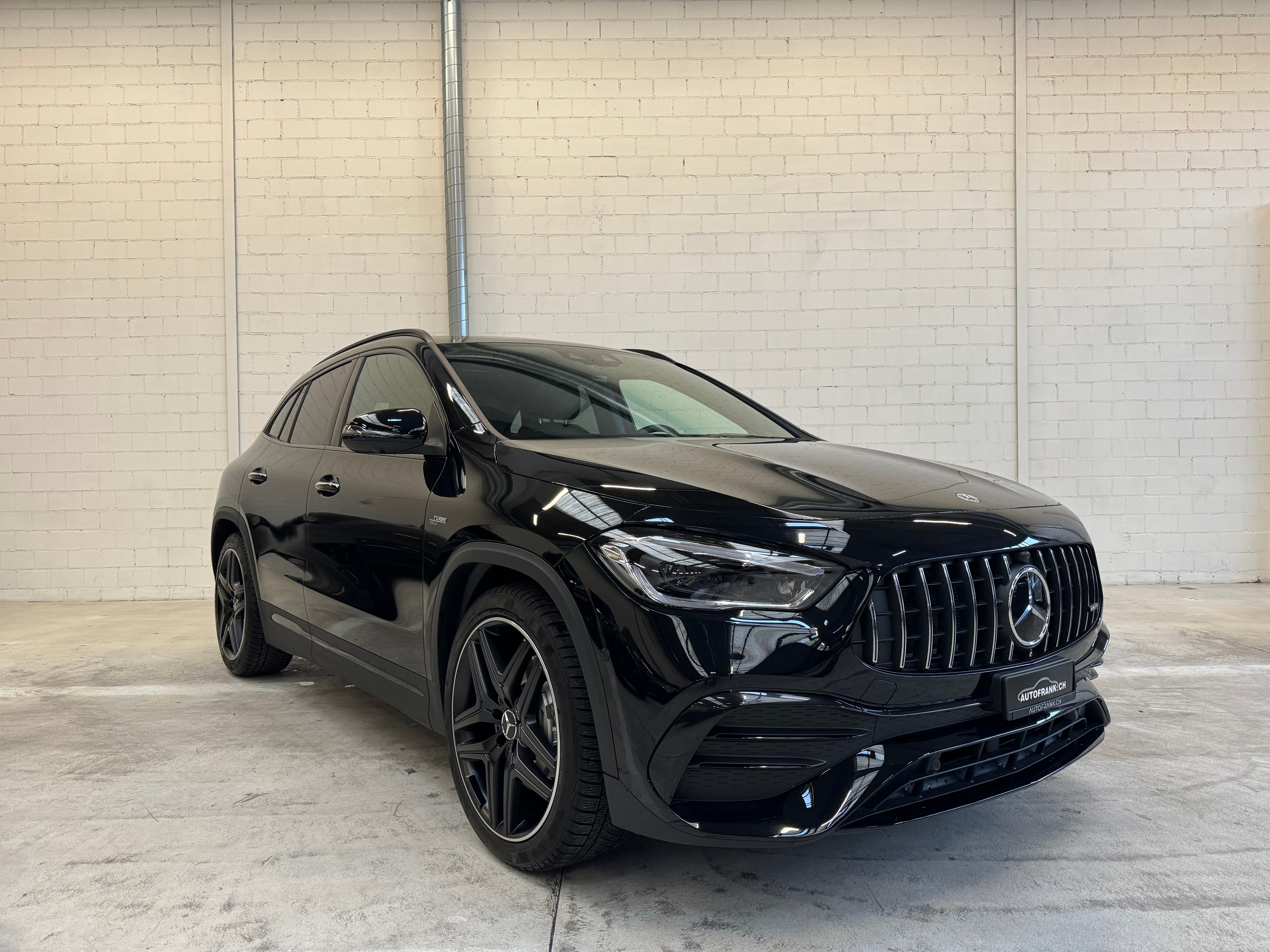 MERCEDES-BENZ GLA 35 AMG 4matic