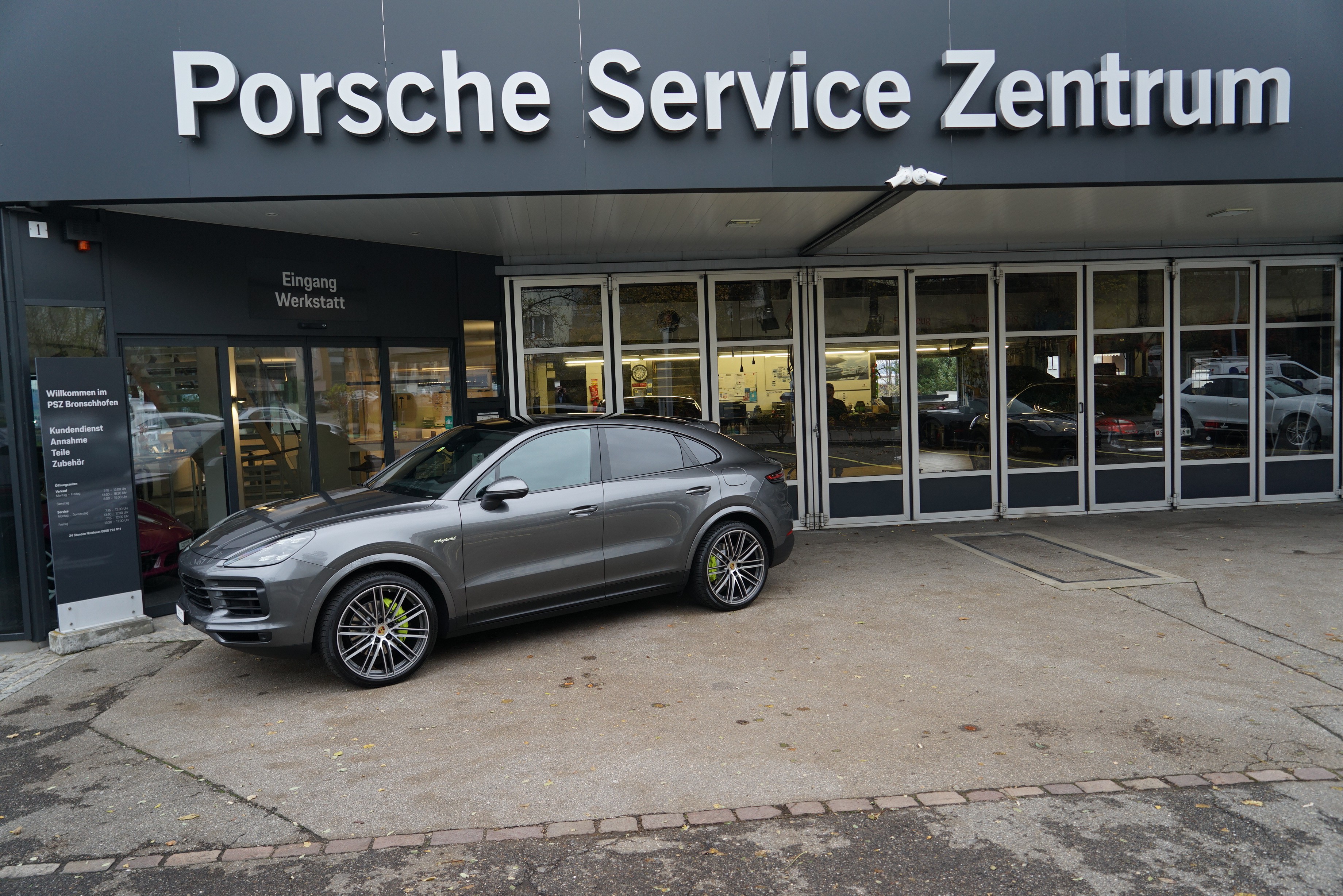 PORSCHE Cayenne Coupé E-Hybrid