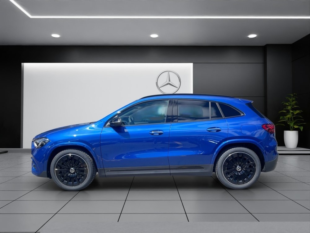 MERCEDES-BENZ GLA 200 7G-DCT