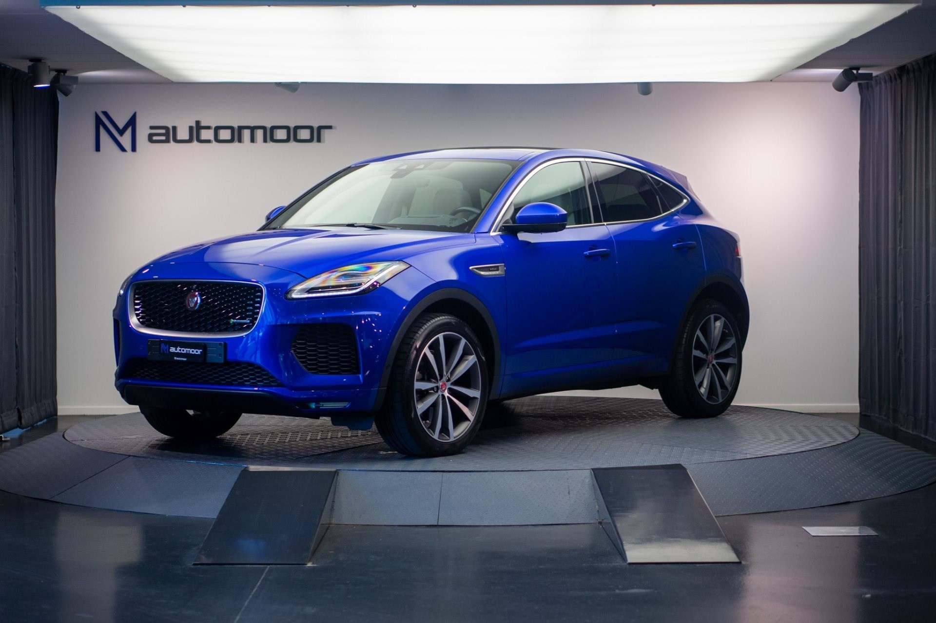 JAGUAR E-PACE R-Dynamic HSE AWD *Meridian Soundsystem* *Panorama*