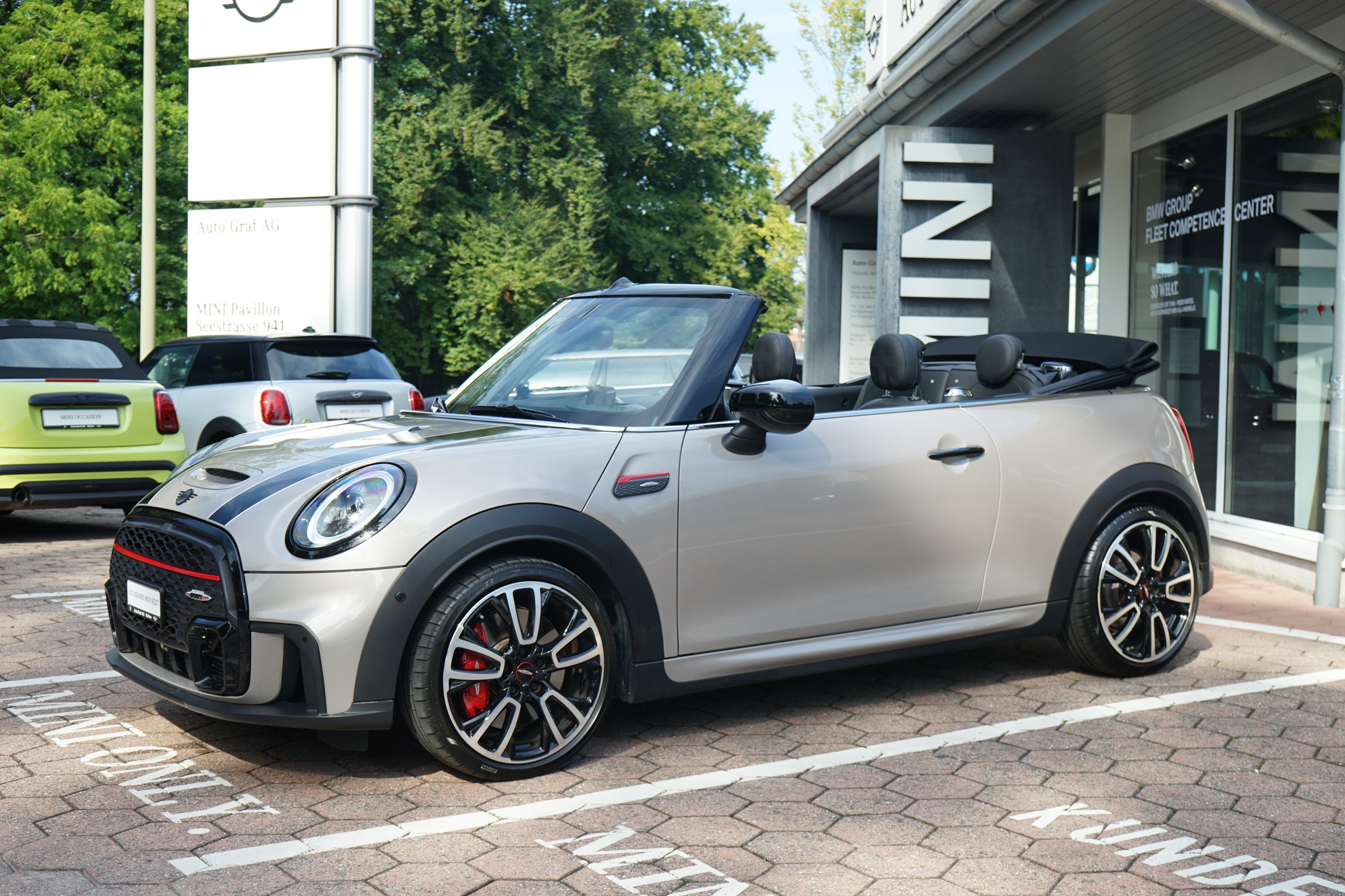 MINI Cooper John Cooper Works Cabriolet Steptronic