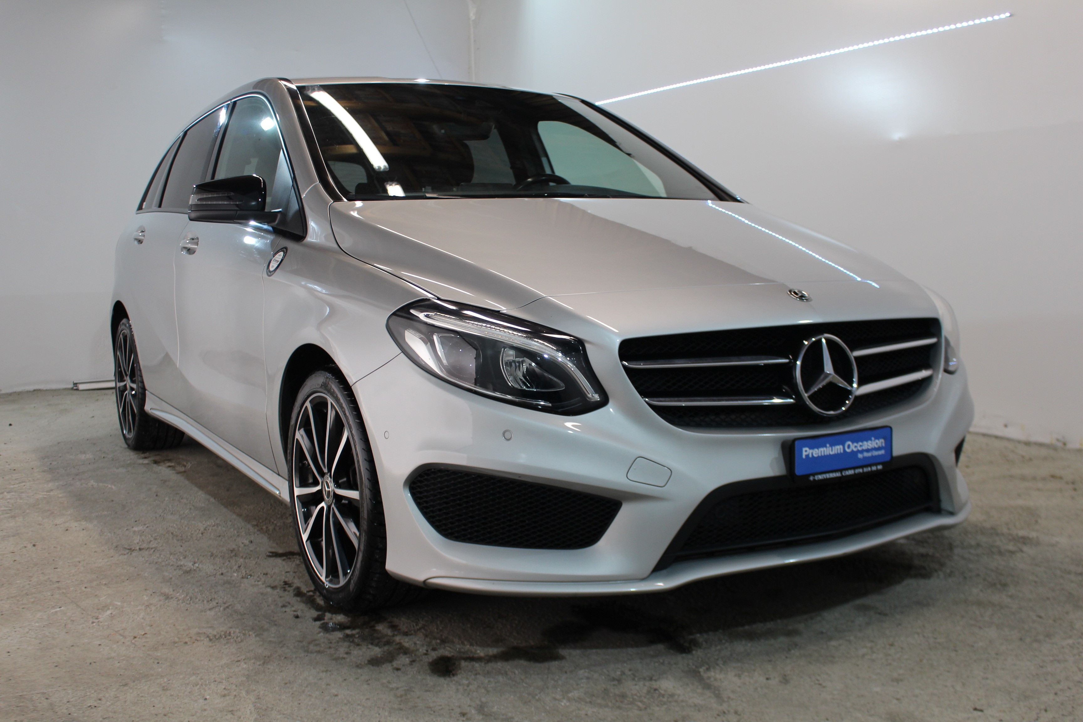 MERCEDES-BENZ B 200 AMG Line 7G-DCT