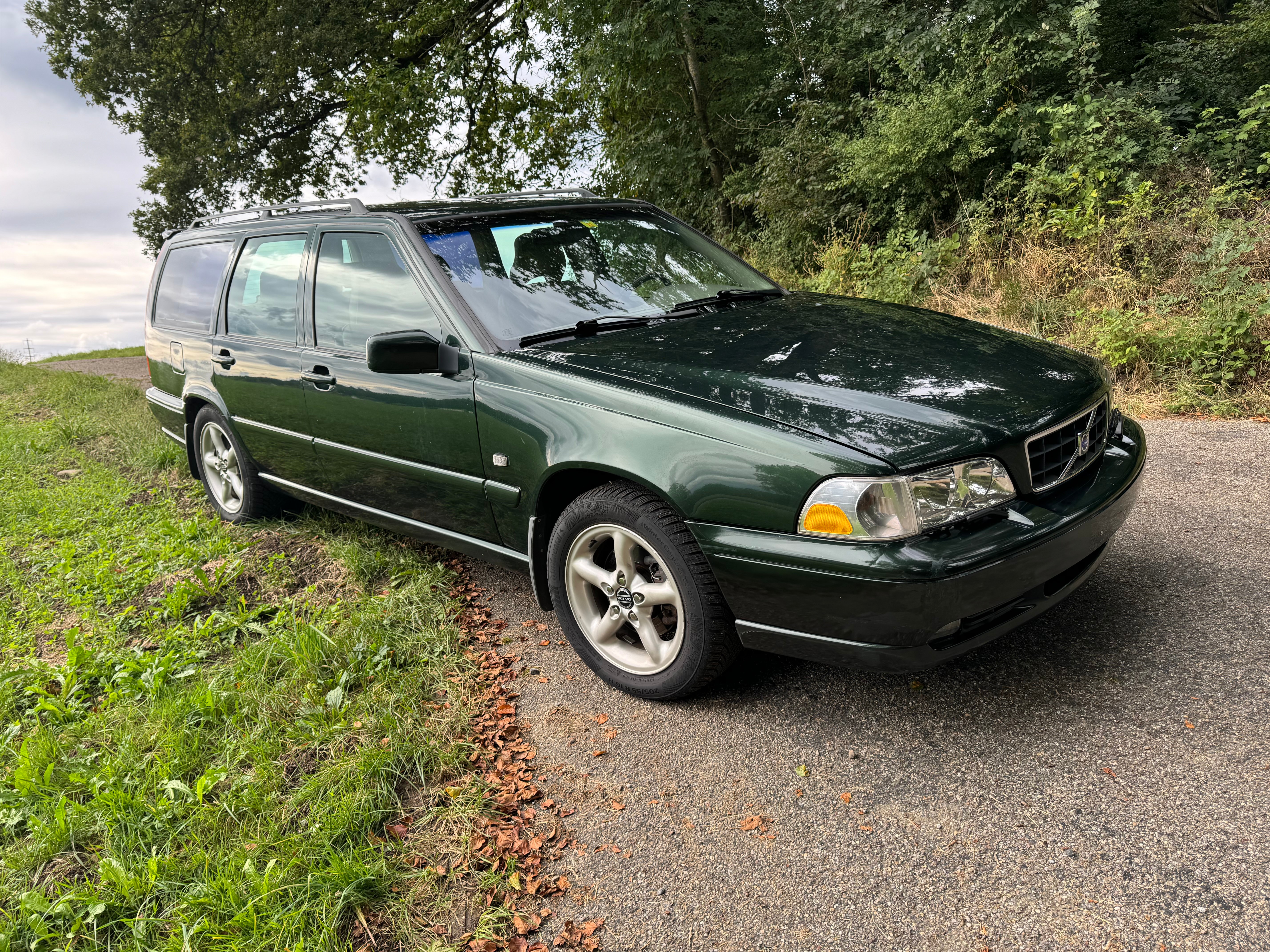 VOLVO V70 2.5 LPT AWD