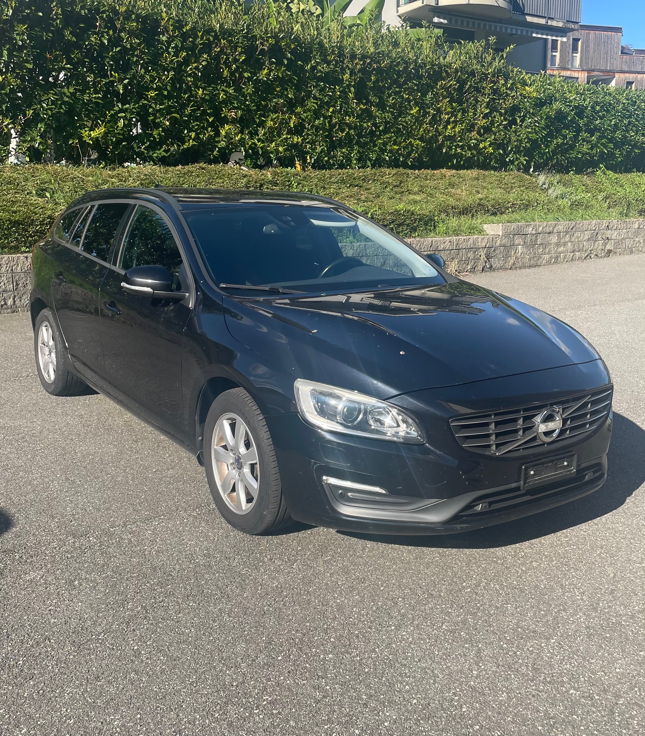 VOLVO V60 D4 AWD Family Edition Geartronic