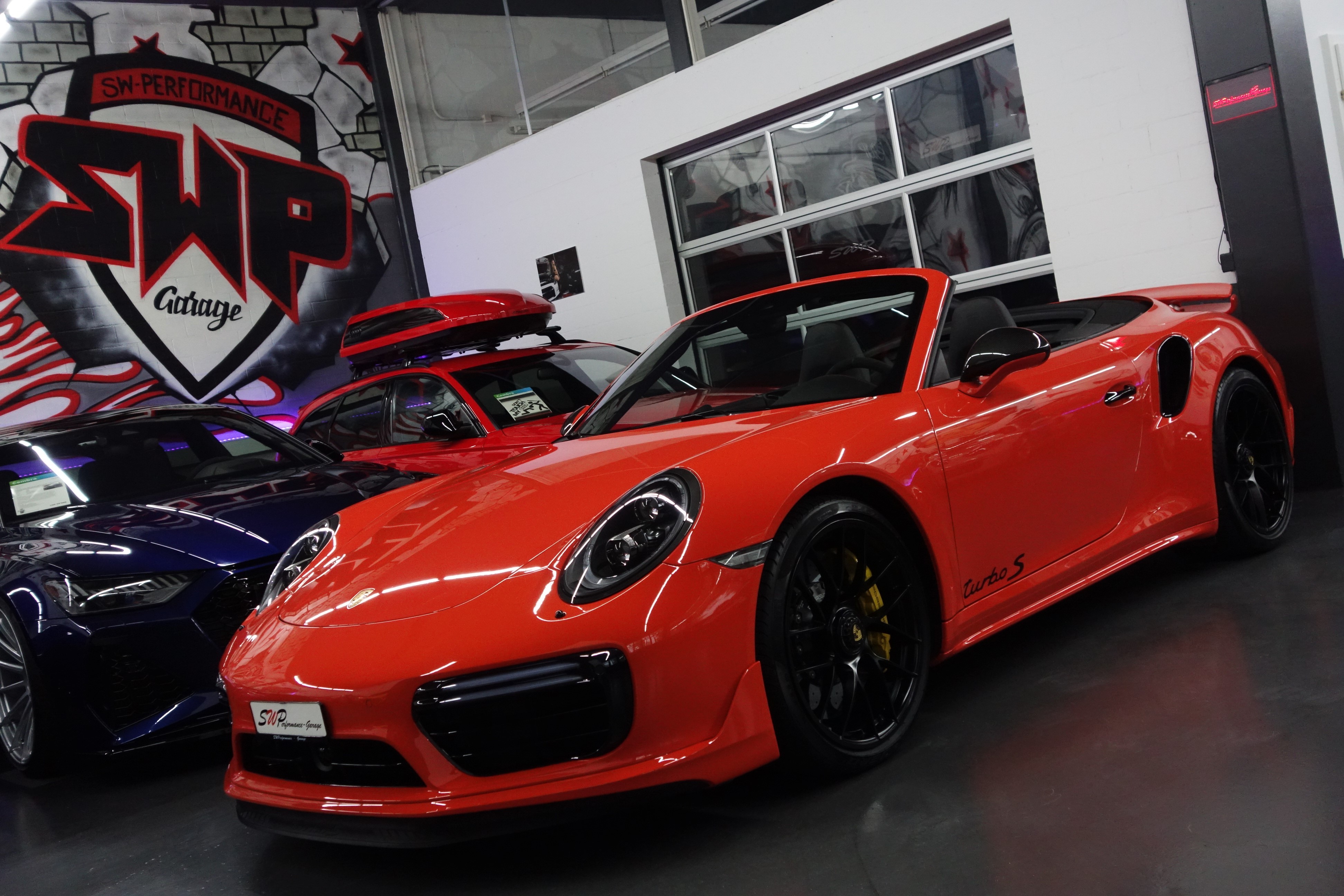 PORSCHE 911 TURBO S CABRIO PDK 991.2 MANUFAKTUR LAVA CH-FZ