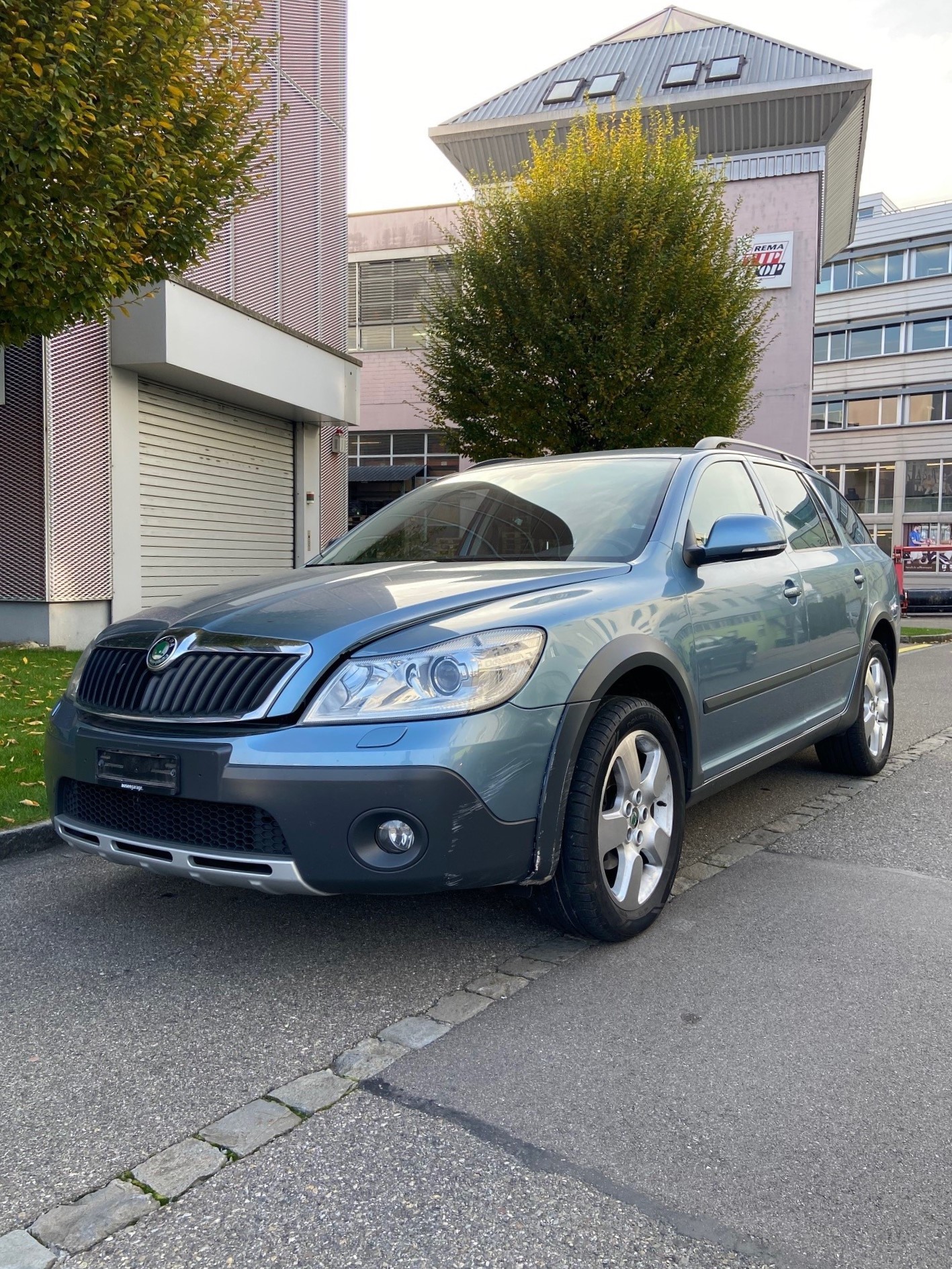 SKODA Octavia Combi 2.0 TDI Scout 4x4