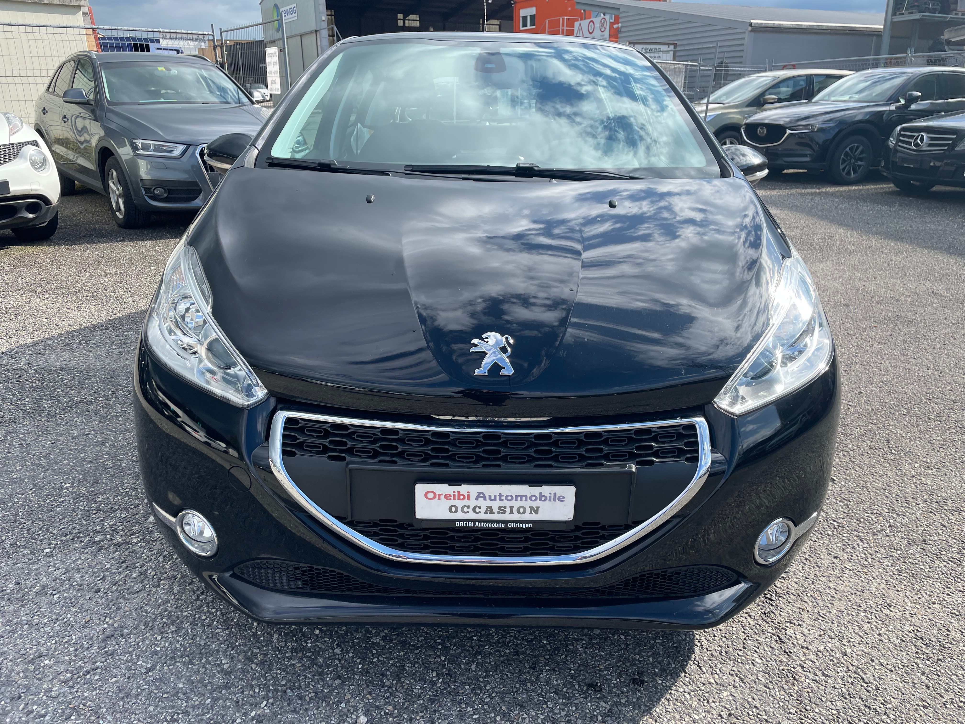 PEUGEOT 208 1.2 VTI Active