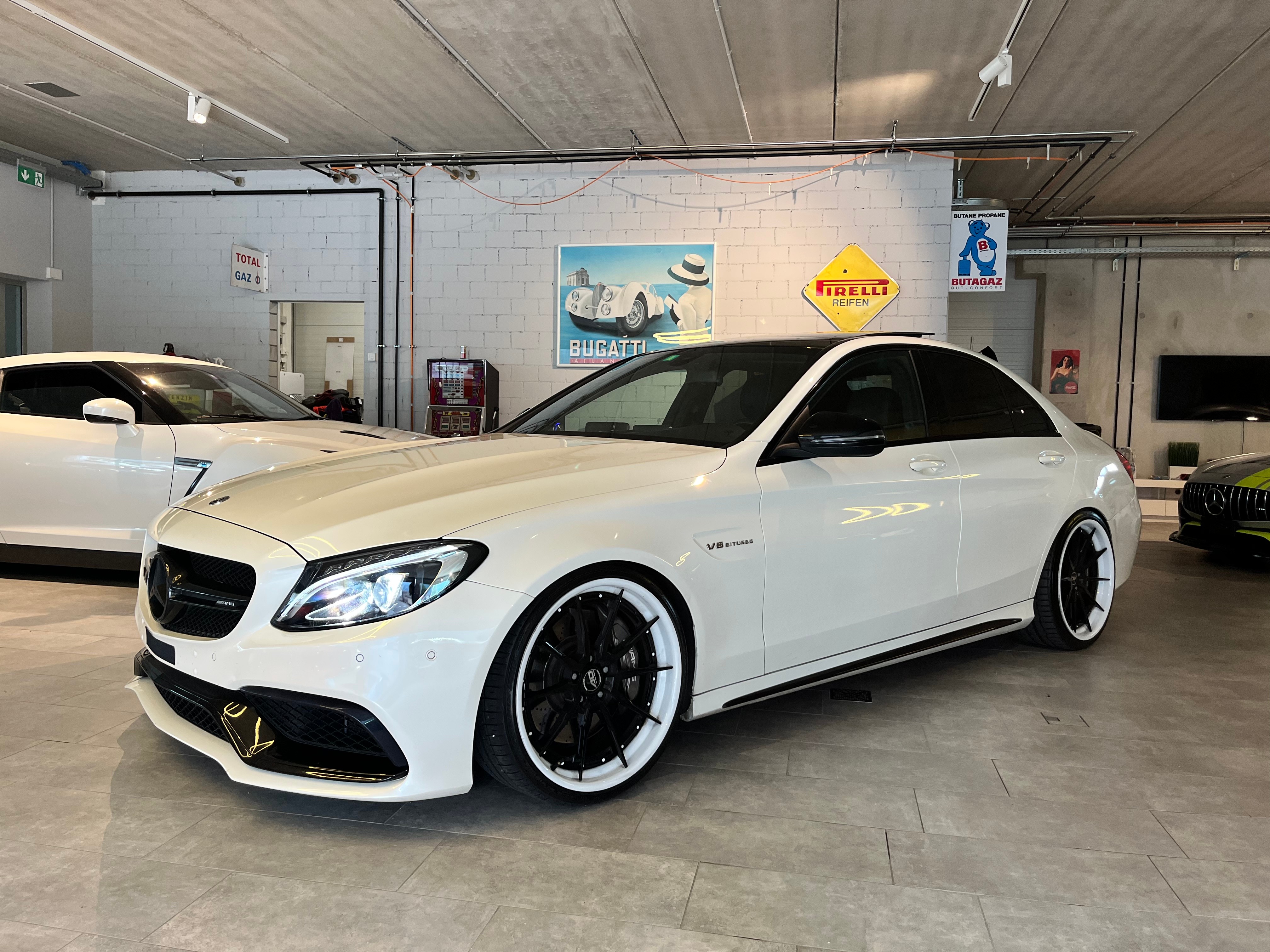 MERCEDES-BENZ C 63 AMG Speedshift