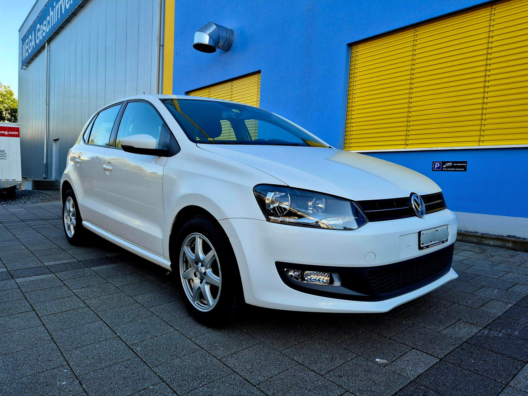 VW POLO