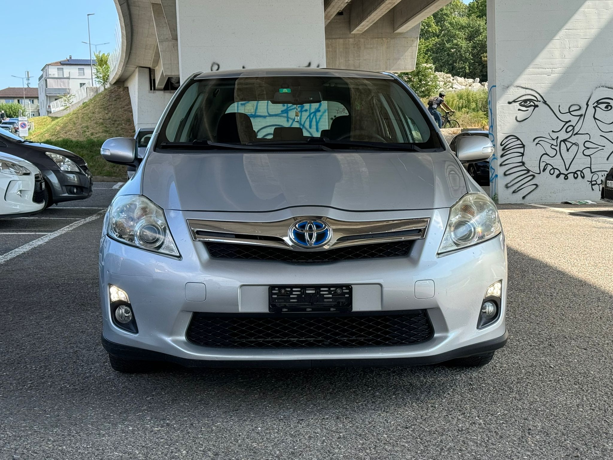 TOYOTA Auris 1.8 16V HSD Linea Sol